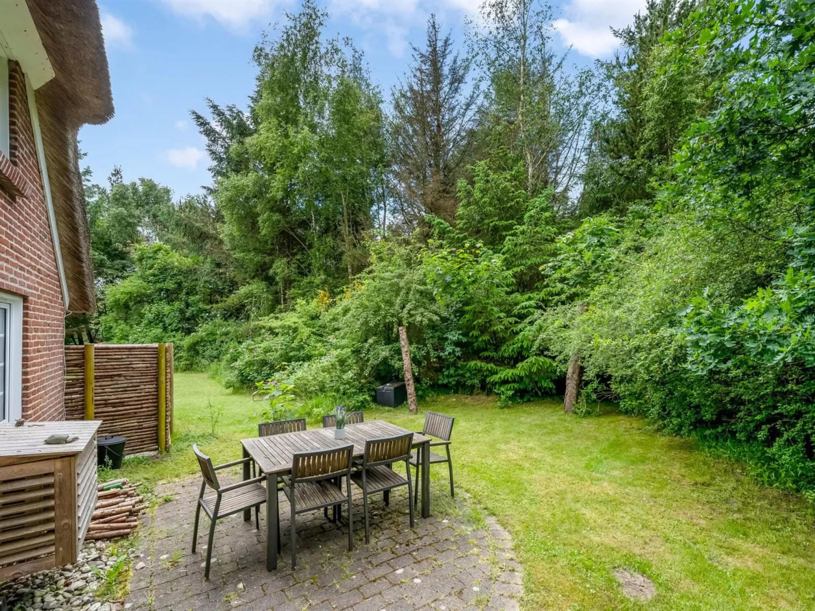 "Alkil" - 1.7km from the sea-Outside