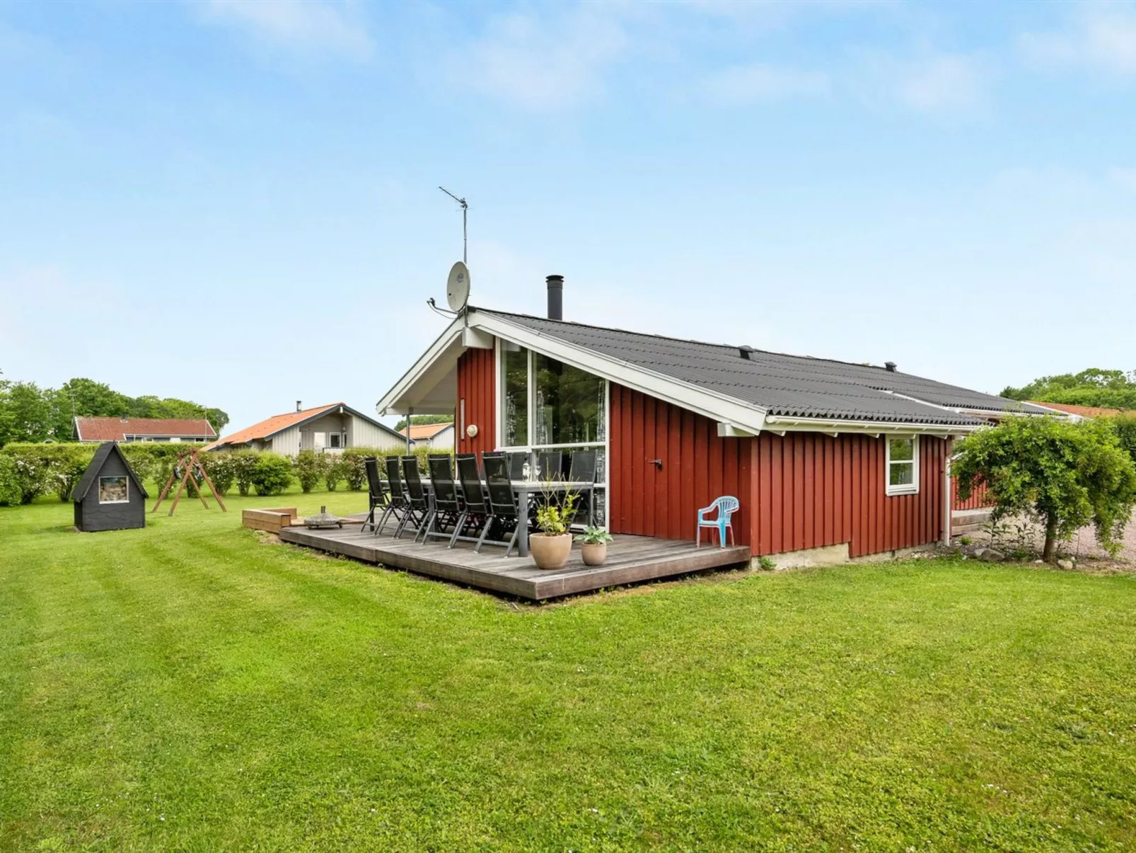 "Annica" - 150m from the sea-Outside