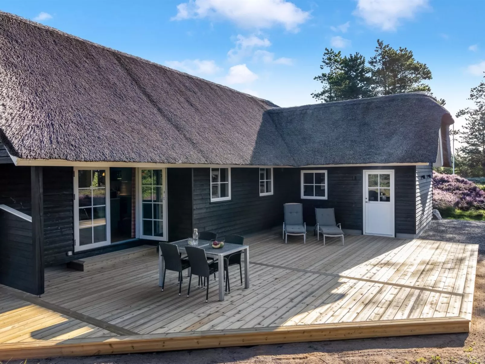 "Thorulf" - 3.5km from the sea-Outside