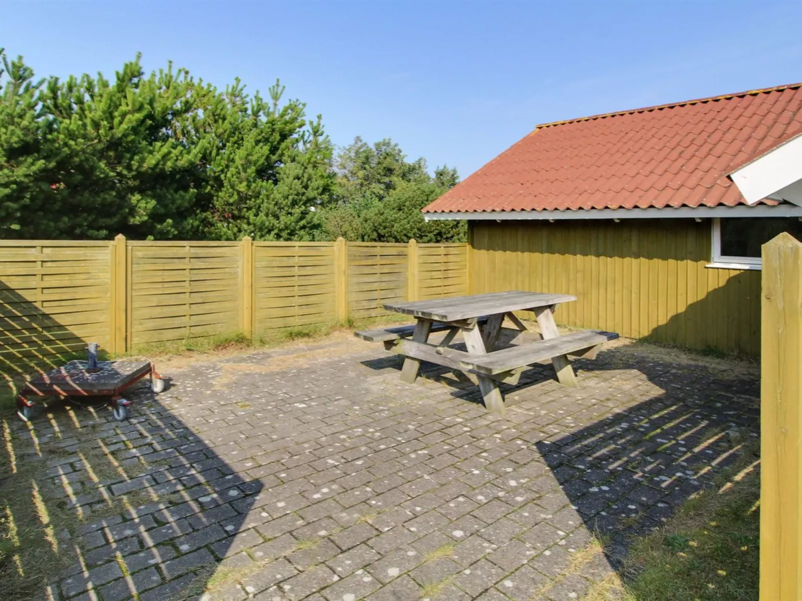 "Eline" - 1.5km from the sea-Outside