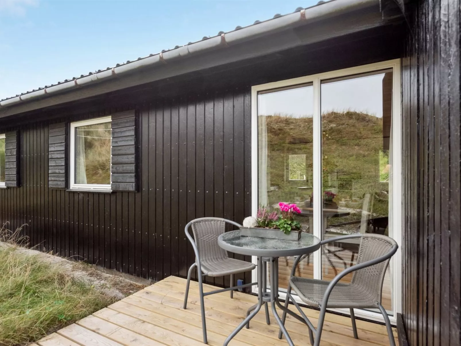 "Hélène" - 400m from the sea-Outside