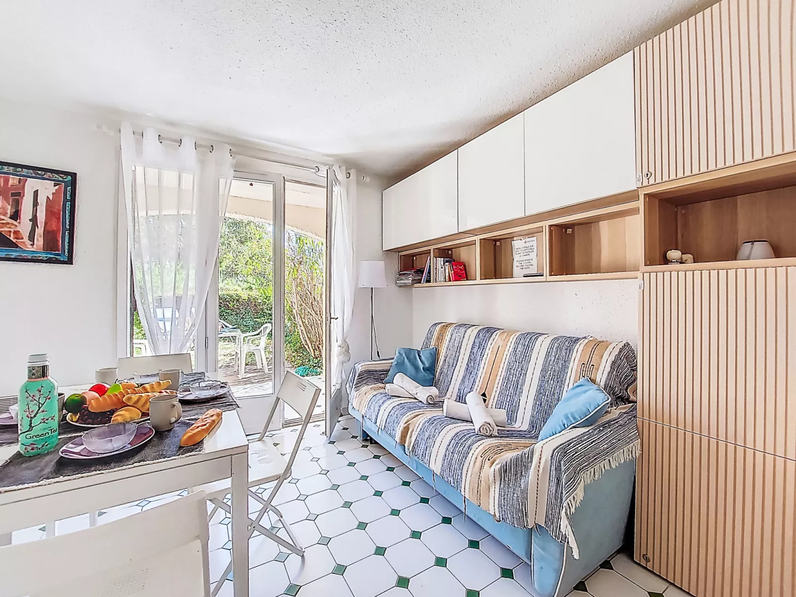 Jardins de la mer-Inside