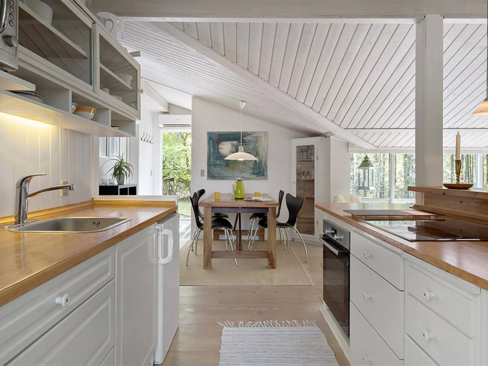 "Amabel" - 200m from the sea-Inside