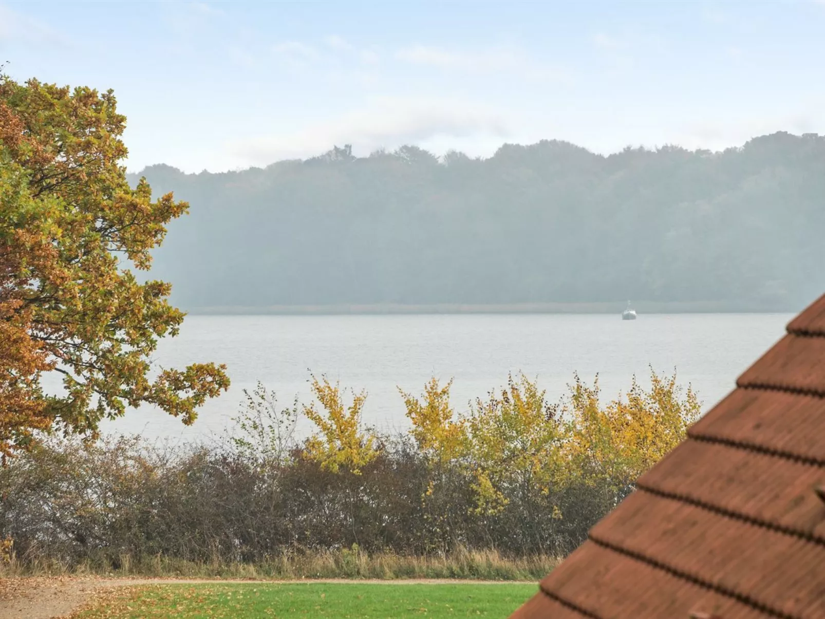 "Babette" - 75m to the fjord-Draußen