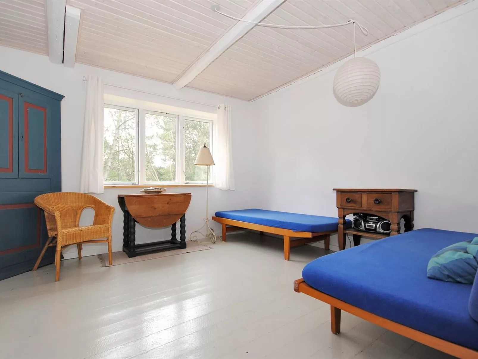 "Margrethe" - 1.1km from the sea-Drinnen