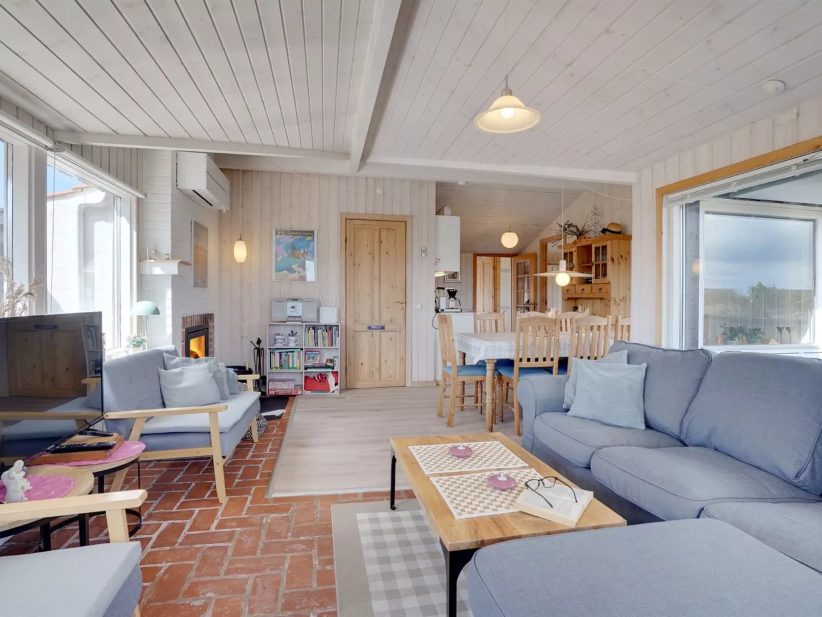 "Elmine" - 700m from the sea-Inside