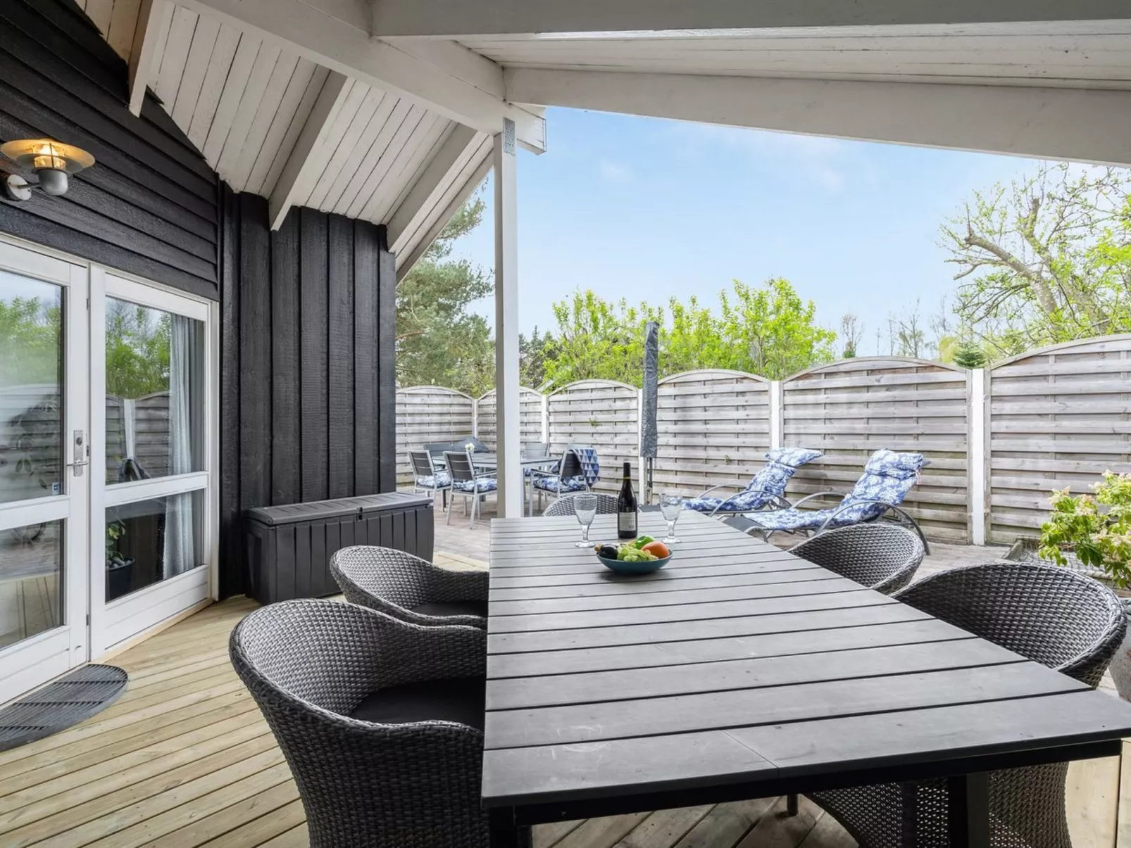 "Hithin" - 800m from the sea-Outside