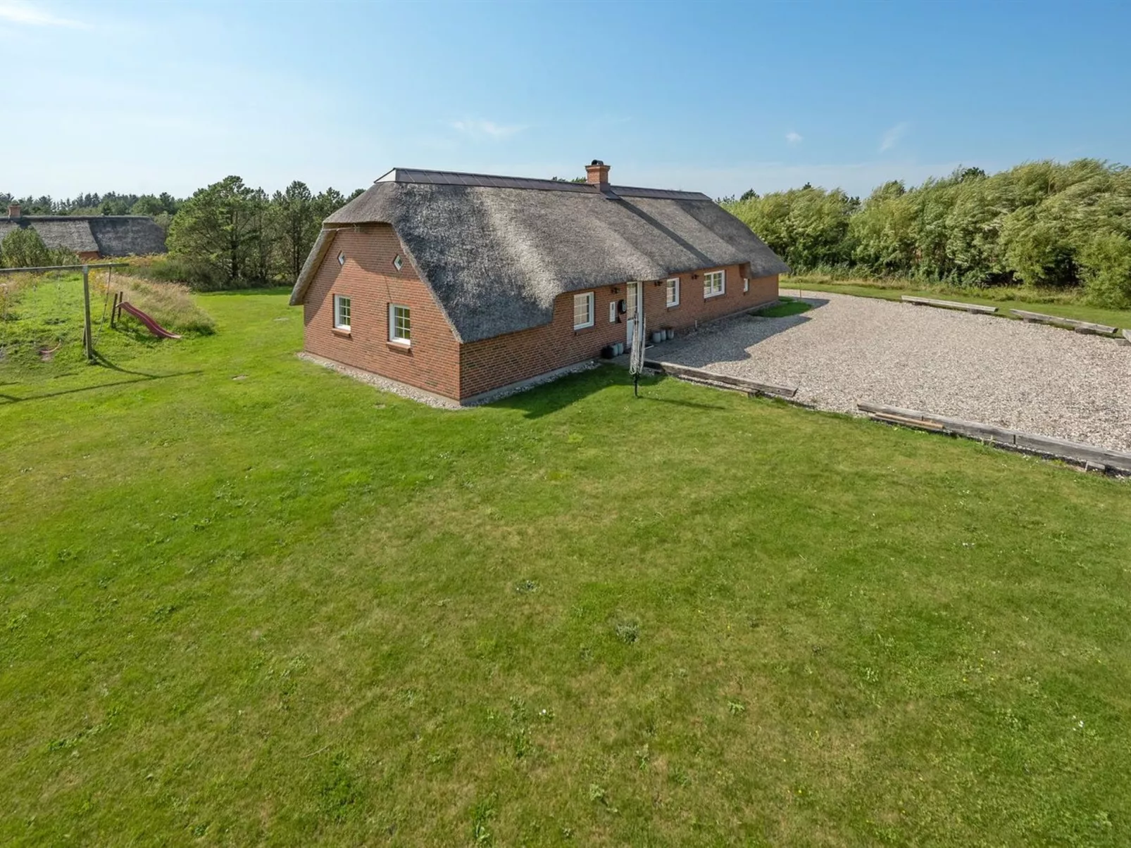 "Jorkin" - 1.8km from the sea-Outside