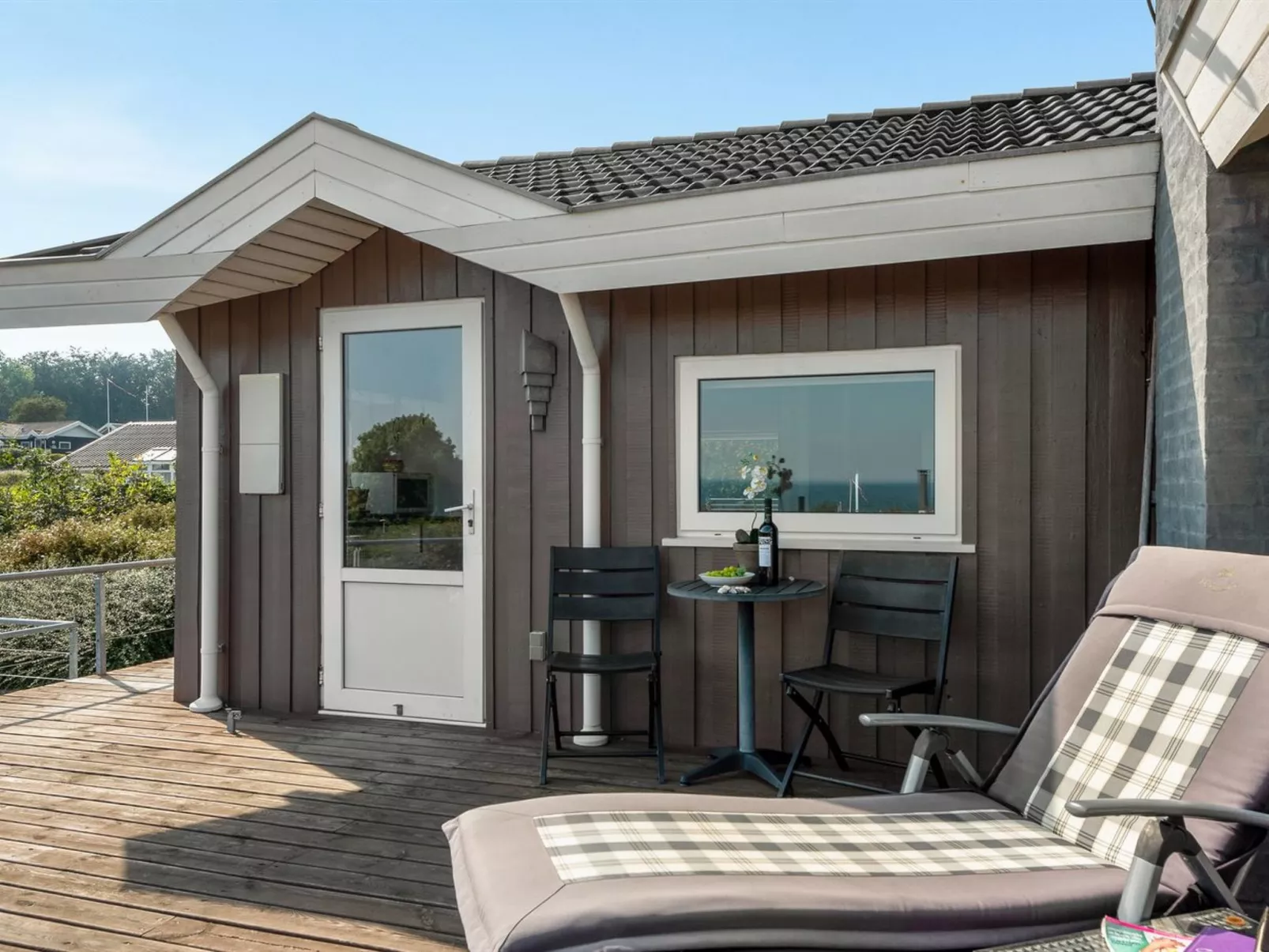 "Ebbeline" - 150m from the sea-Dehors