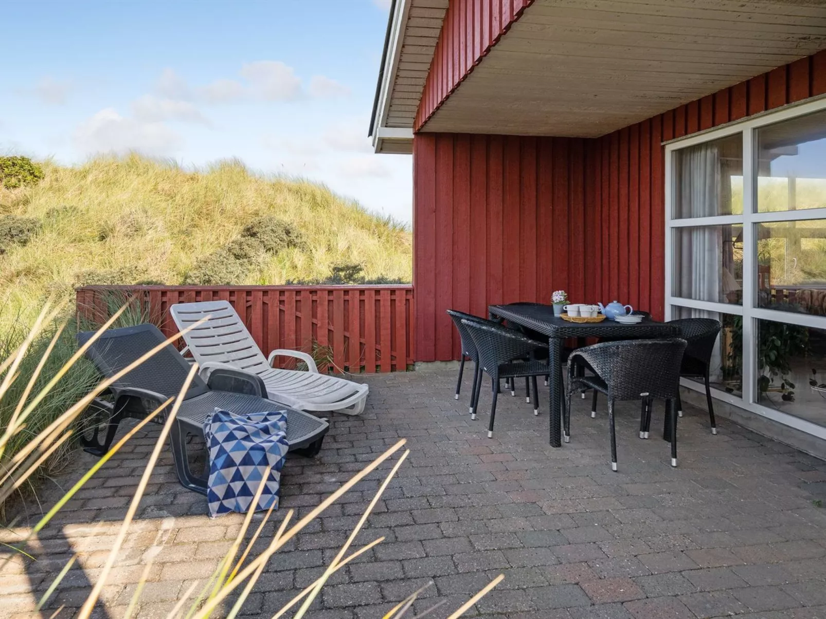 "Dana" - 290m from the sea-Outside