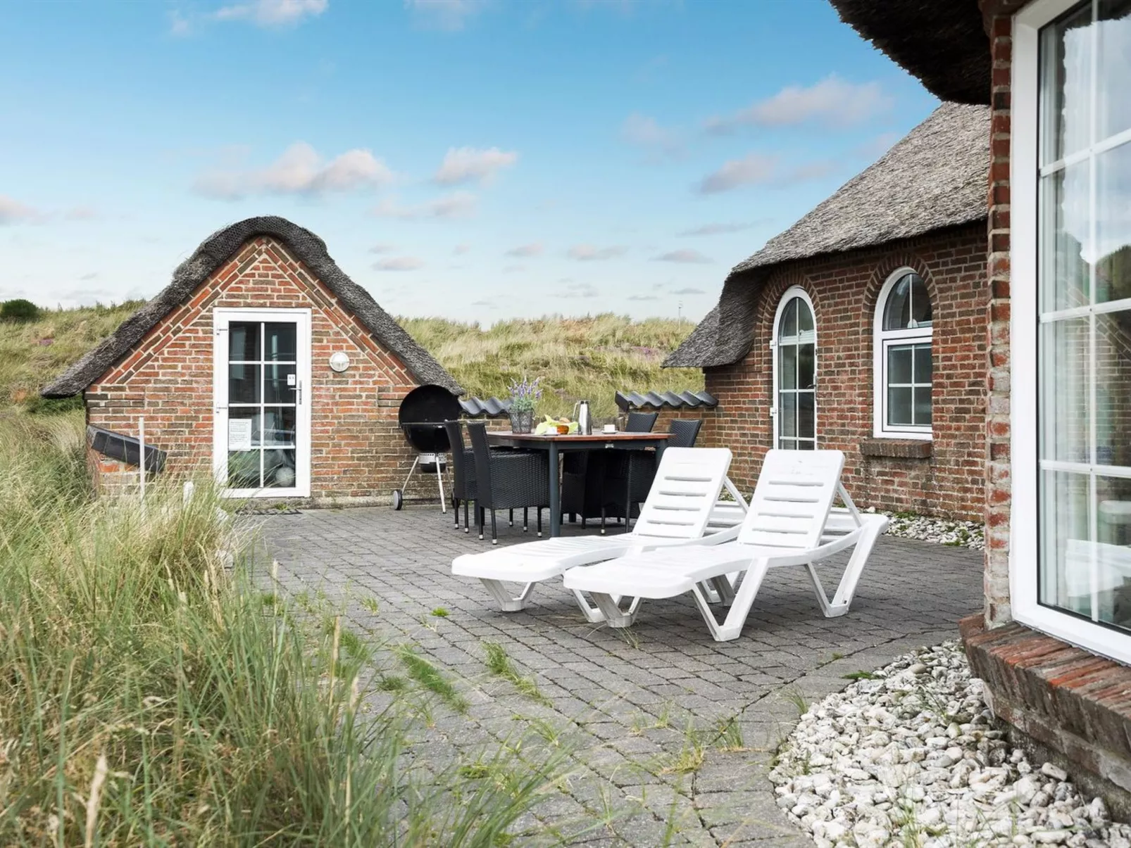 "Aslaug" - 500m from the sea-Outside