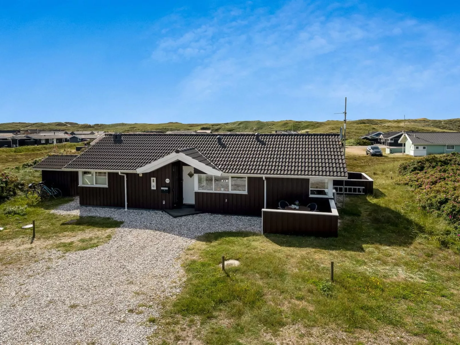 "Thrugot" -  from the sea-Dehors