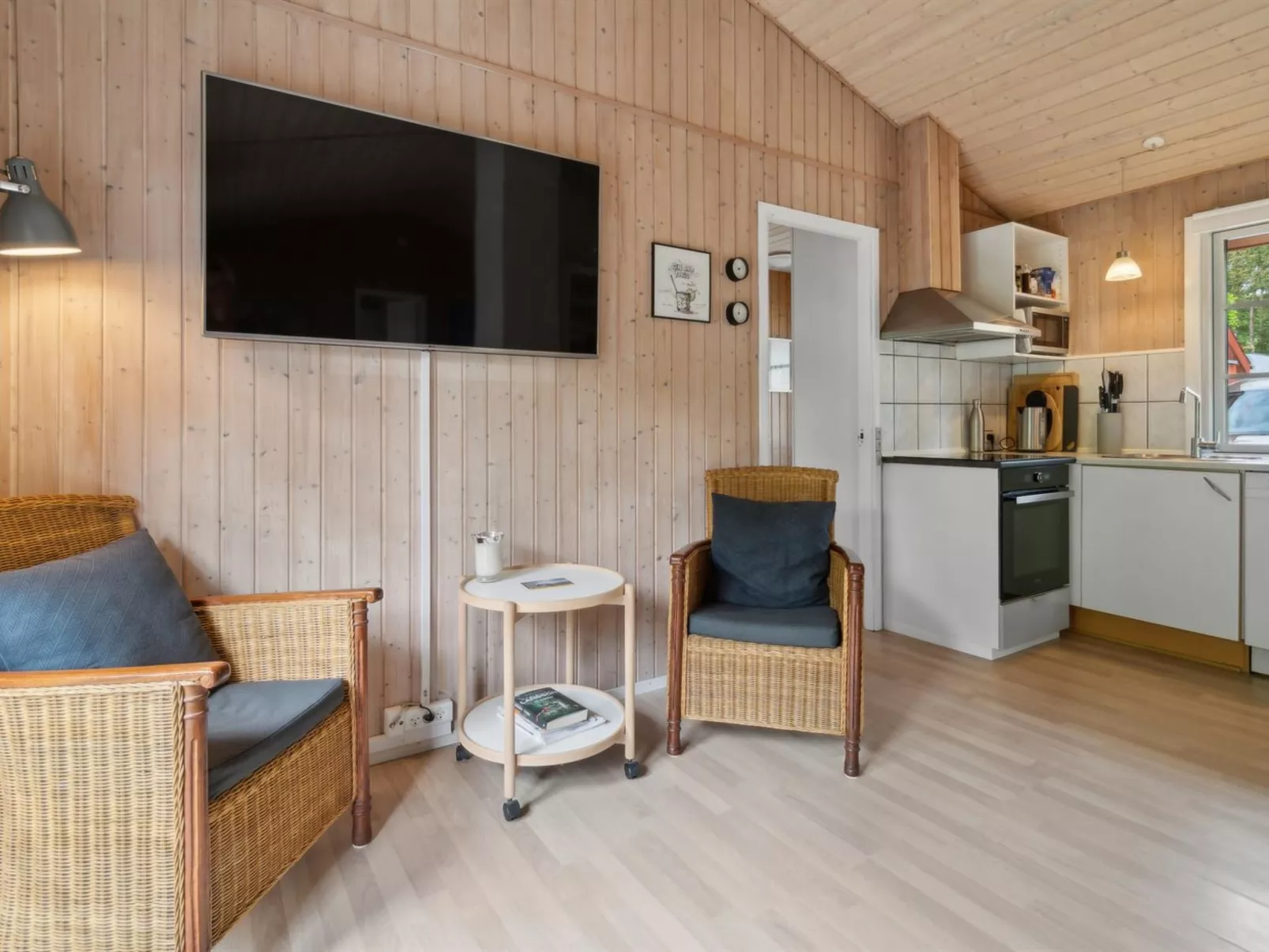 "Patti" - 150m from the sea-Inside