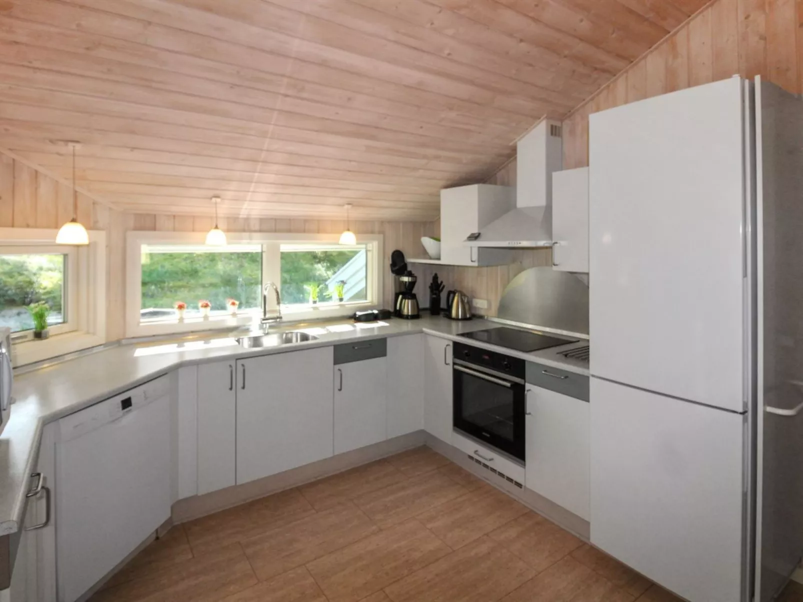 "Sylvia" - 900m from the sea-Inside