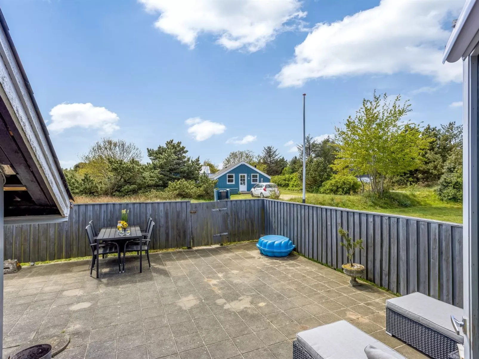 "Solvejk" - 800m from the sea-Outside