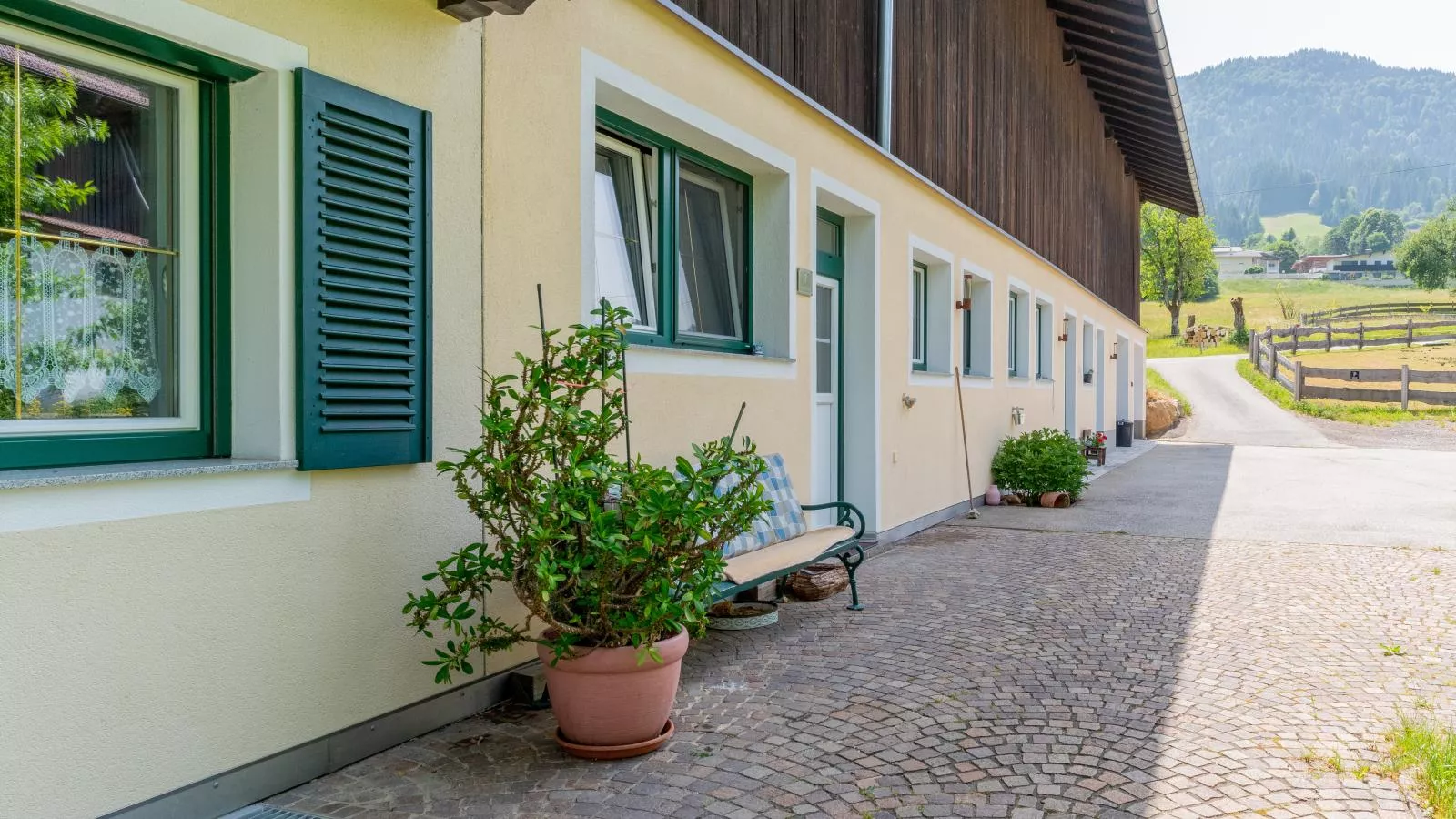 Klein Hintermühltalhof-Exterior summer