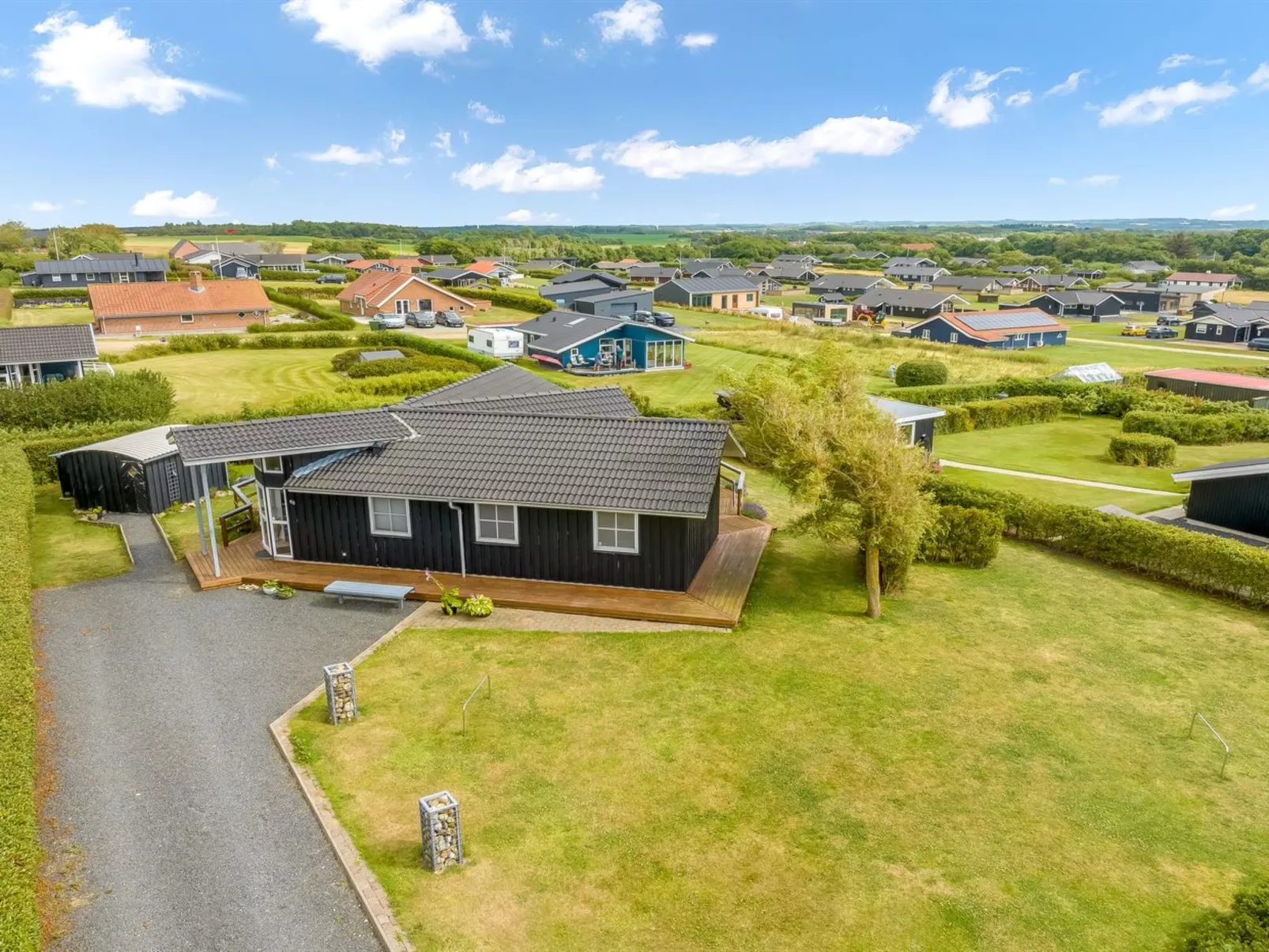 "Eberta" - 200m to the fjord-Dehors