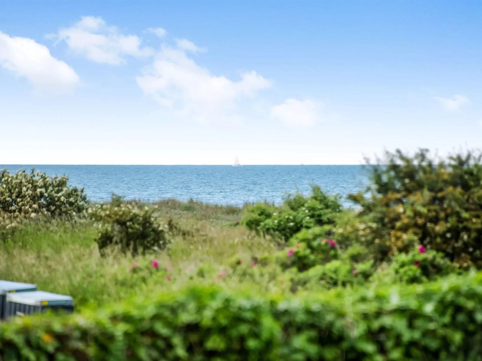 "Emin" - 100m from the sea-Draußen