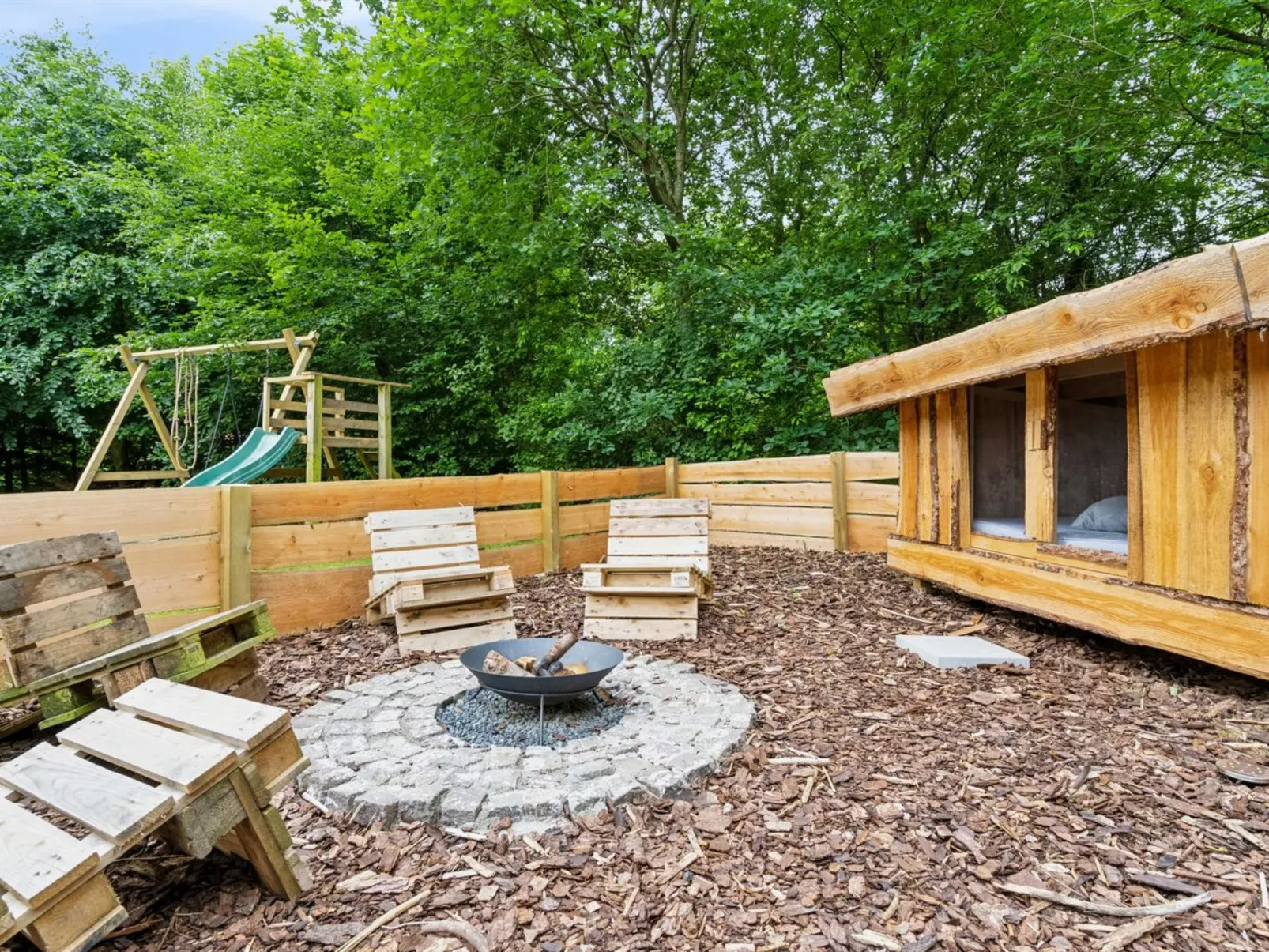 "Helghi" - 30km from the sea-Outside