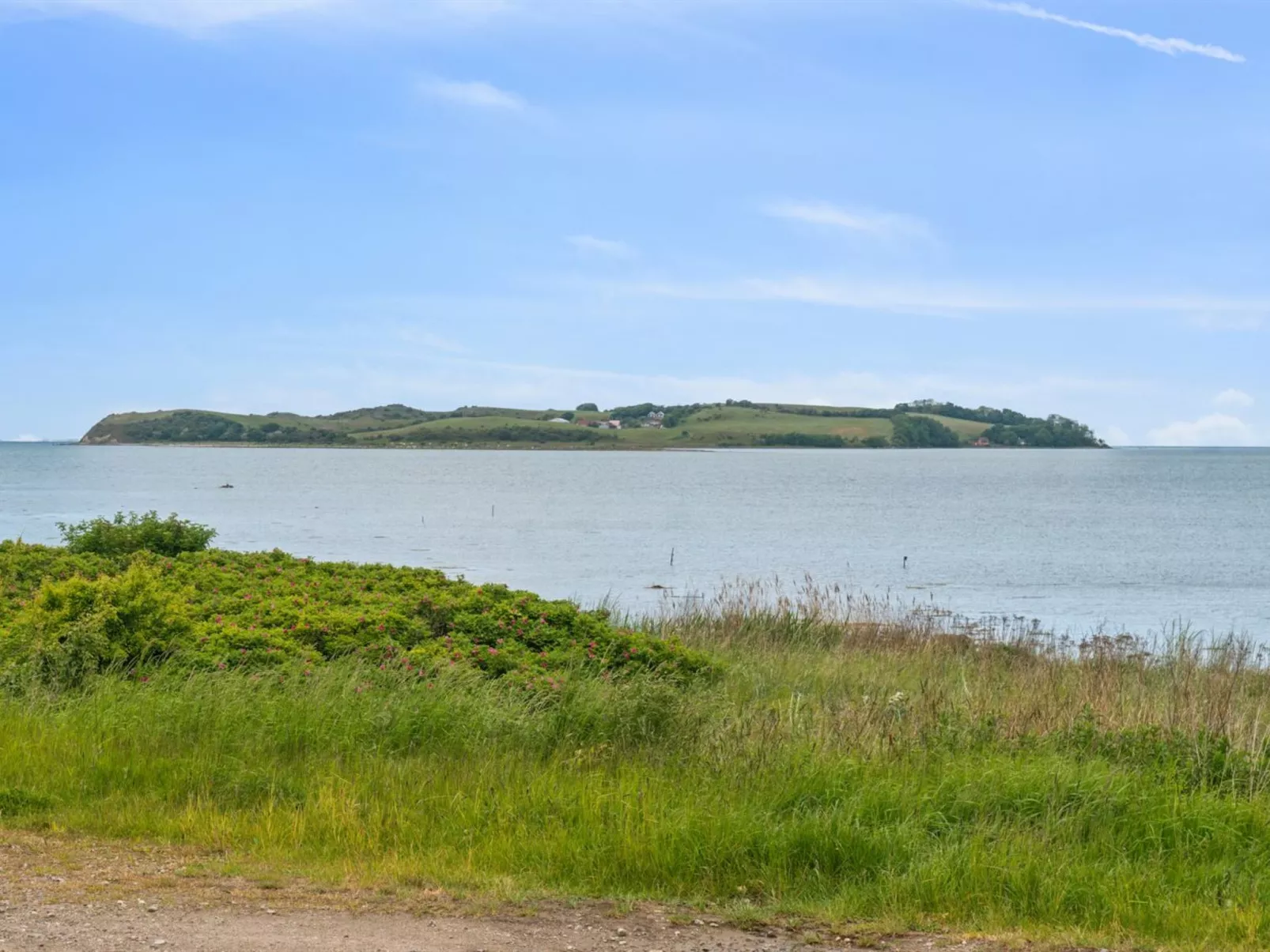 "Varma" - 25m from the sea-Draußen