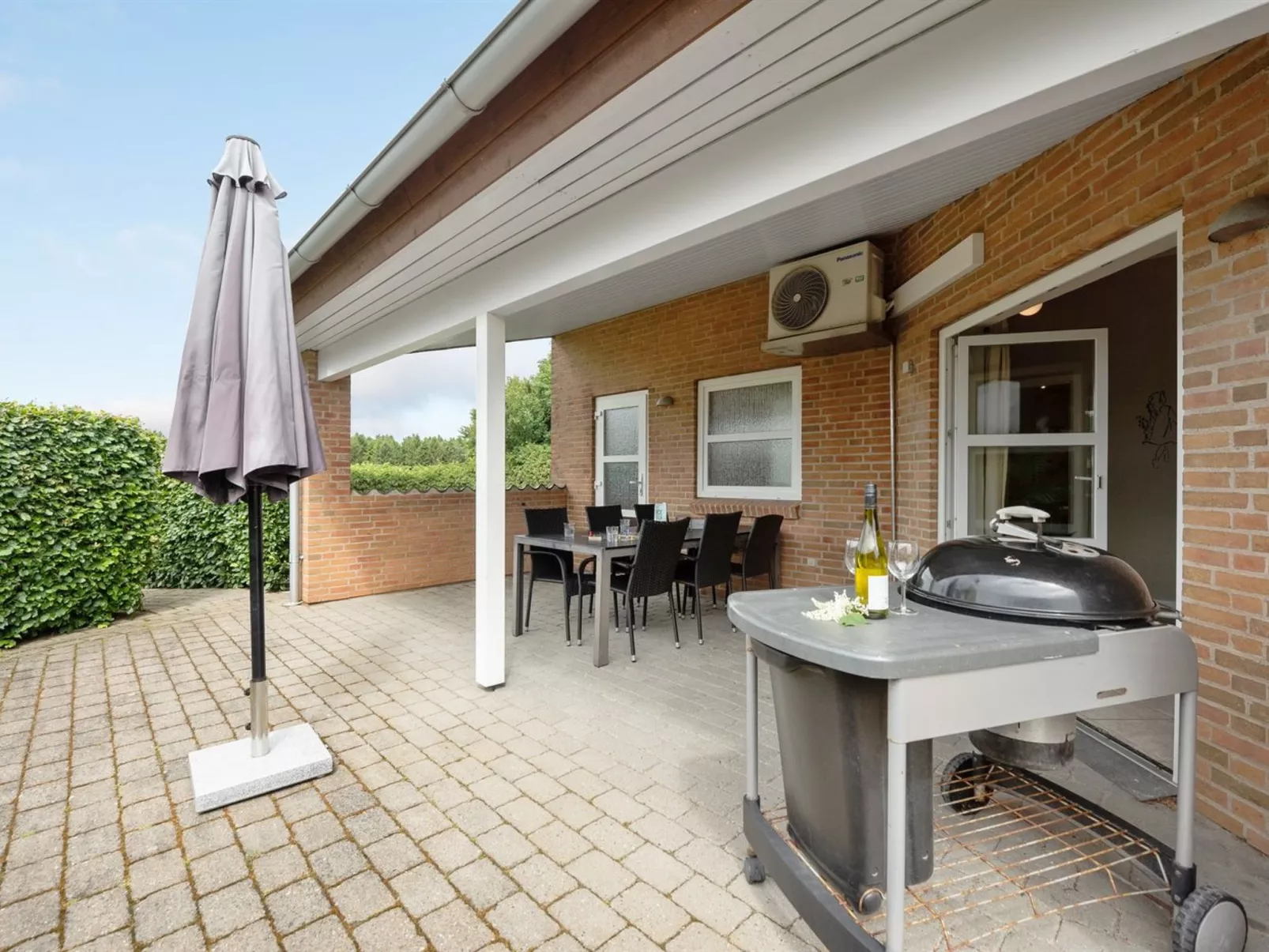 "Najdenka" - 25km from the sea-Draußen