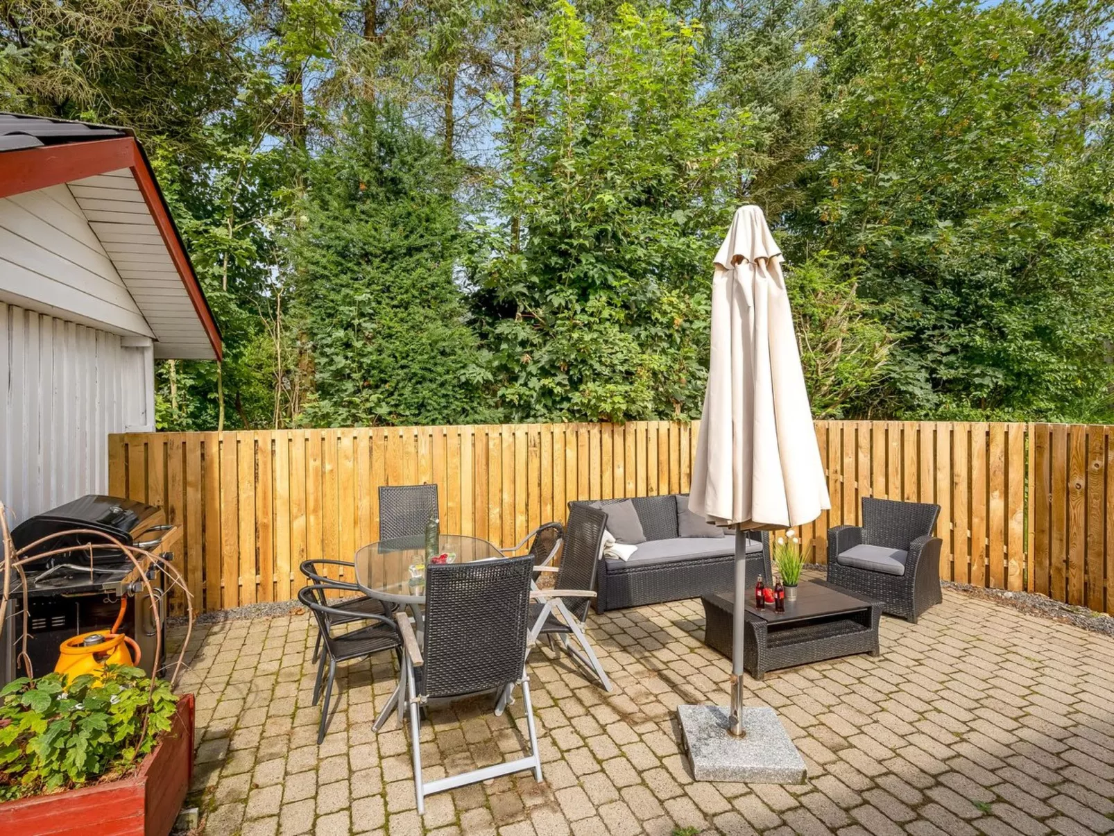 "Dorthe" - 300m to the fjord-Outside