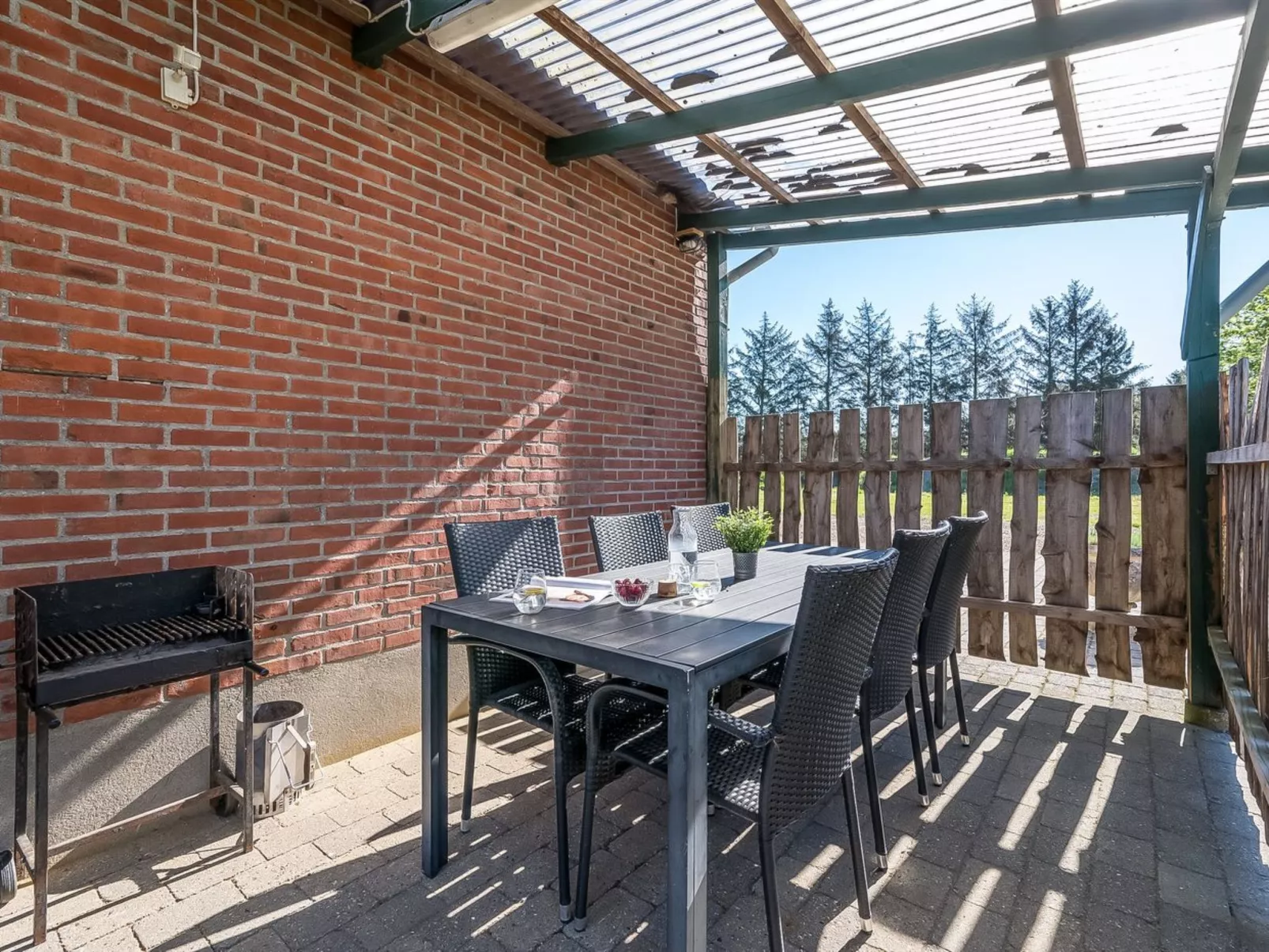 "Gertraude" - 17km to the fjord-Outside