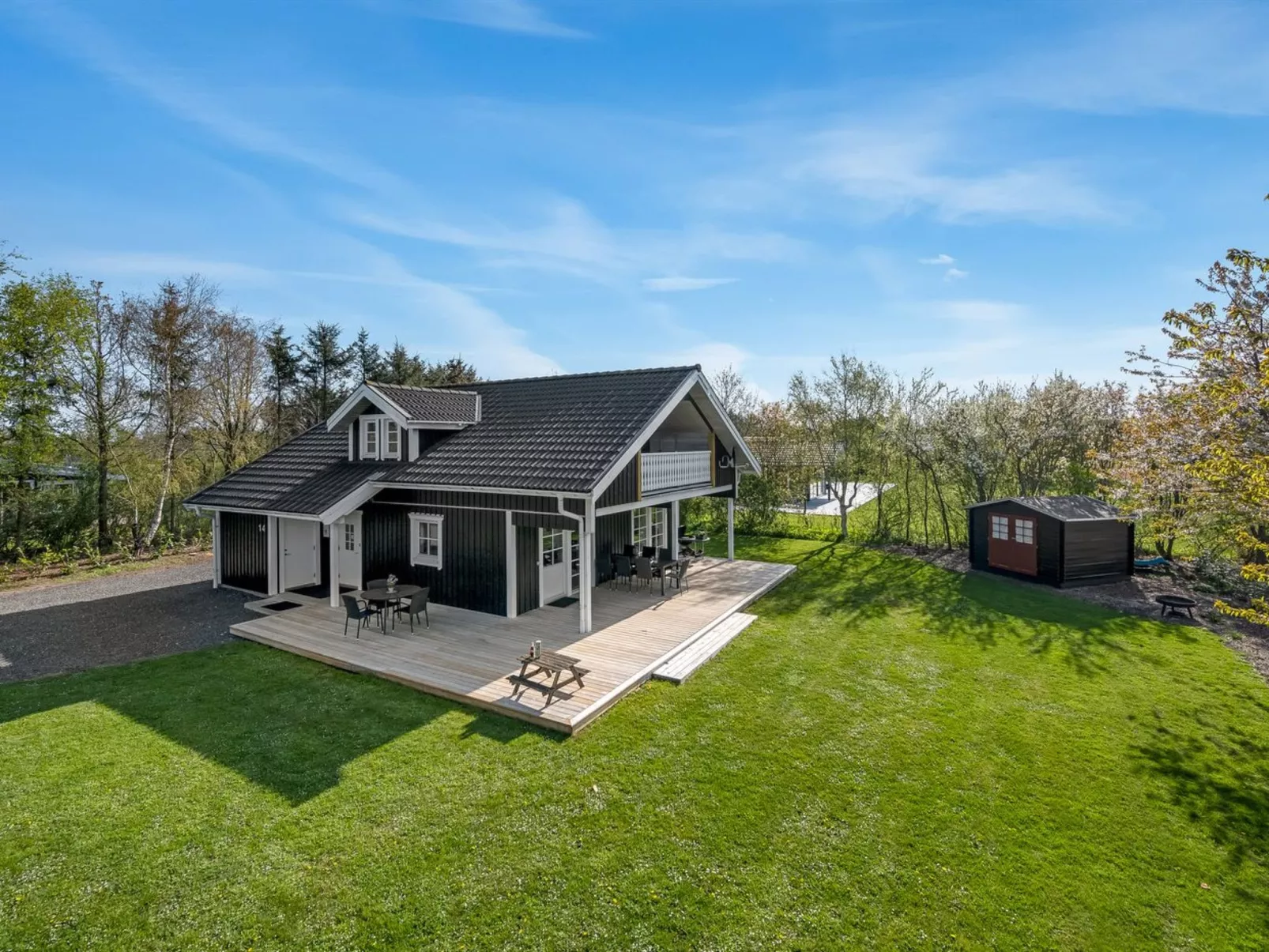 "Adelia" - 850m to the fjord-Dehors