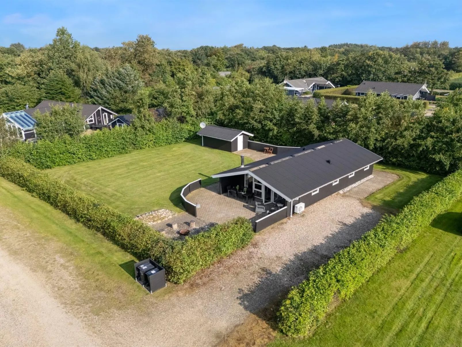 "Robertha" - 800m to the fjord-Dehors