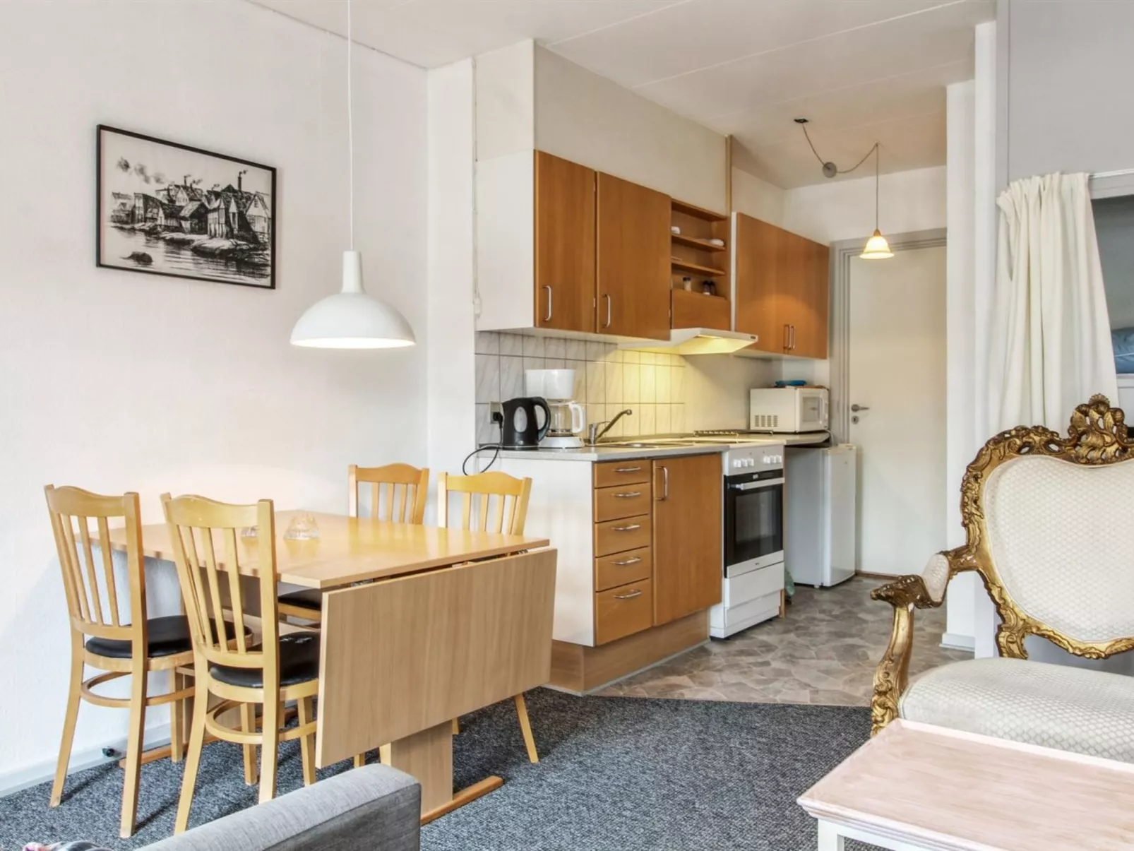 "Ahvo" - 22km from the sea-Drinnen