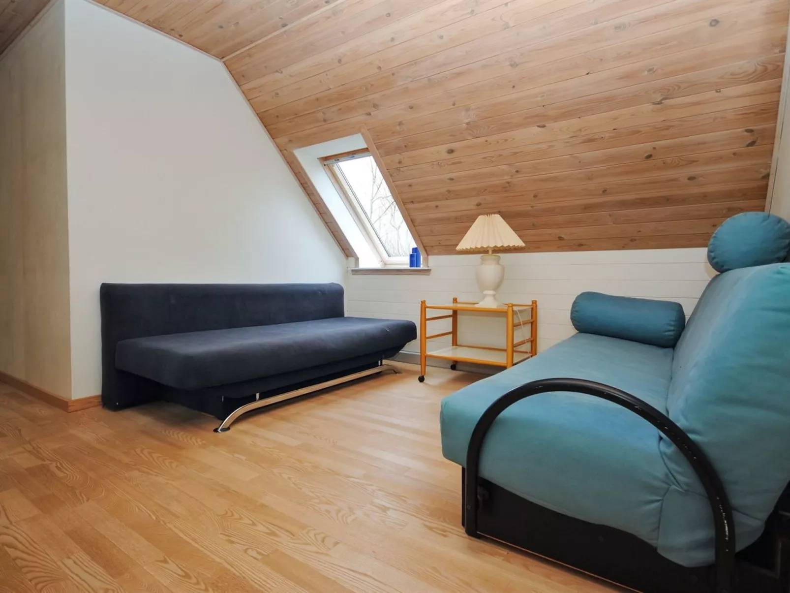 "Millie" - 3km to the fjord-Inside