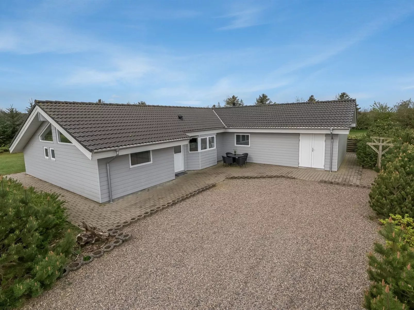 "Heide" - 750m to the fjord-Outside