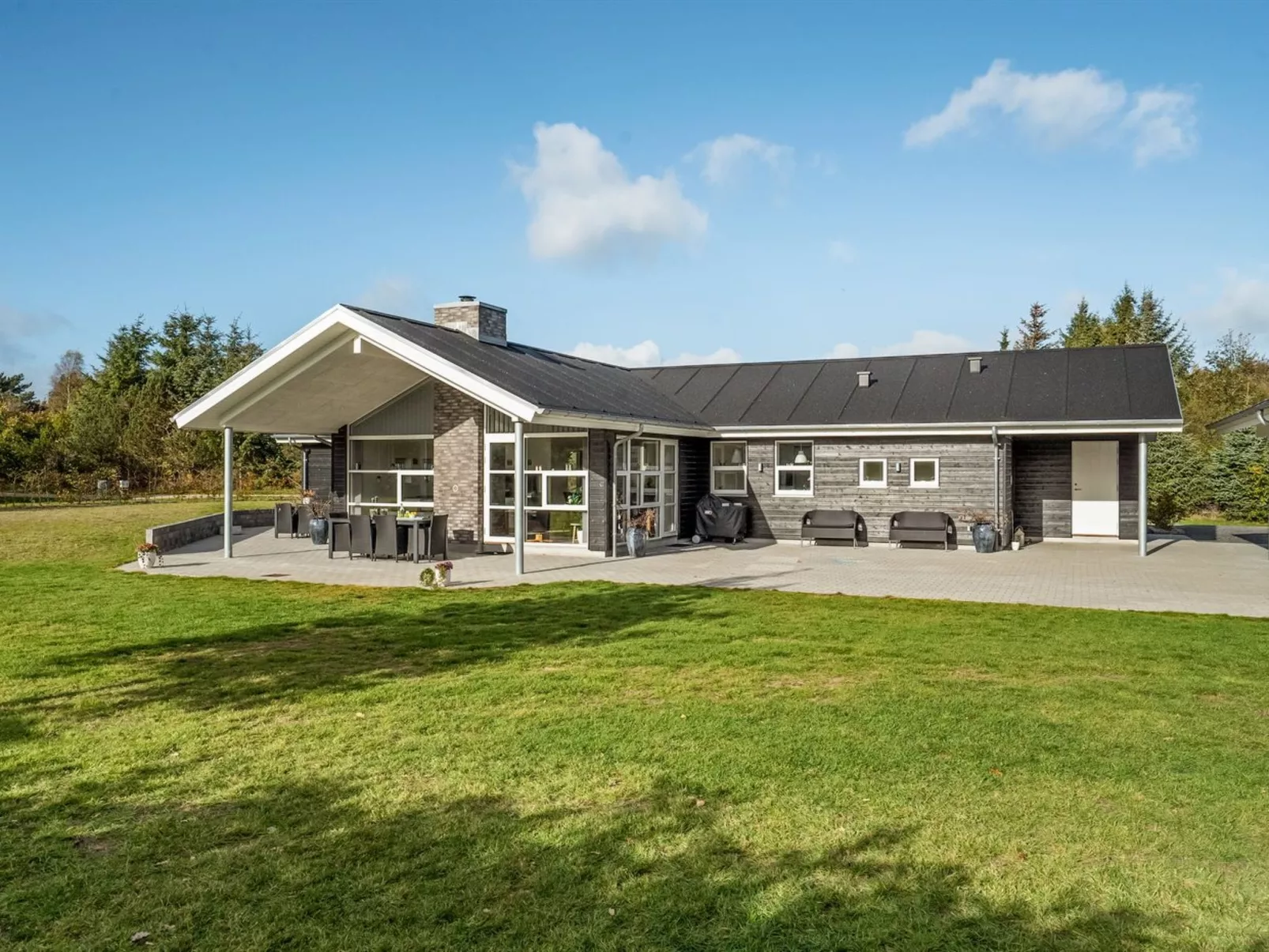 "Geri" - 700m from the sea-Outside