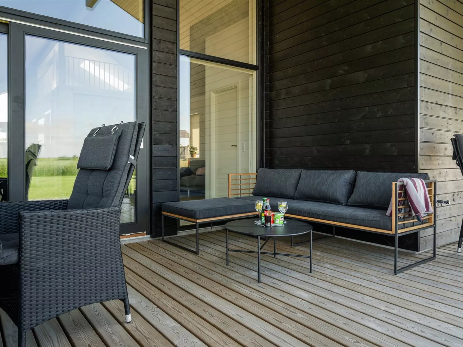 "Thalie" - 400m from the sea-Outside