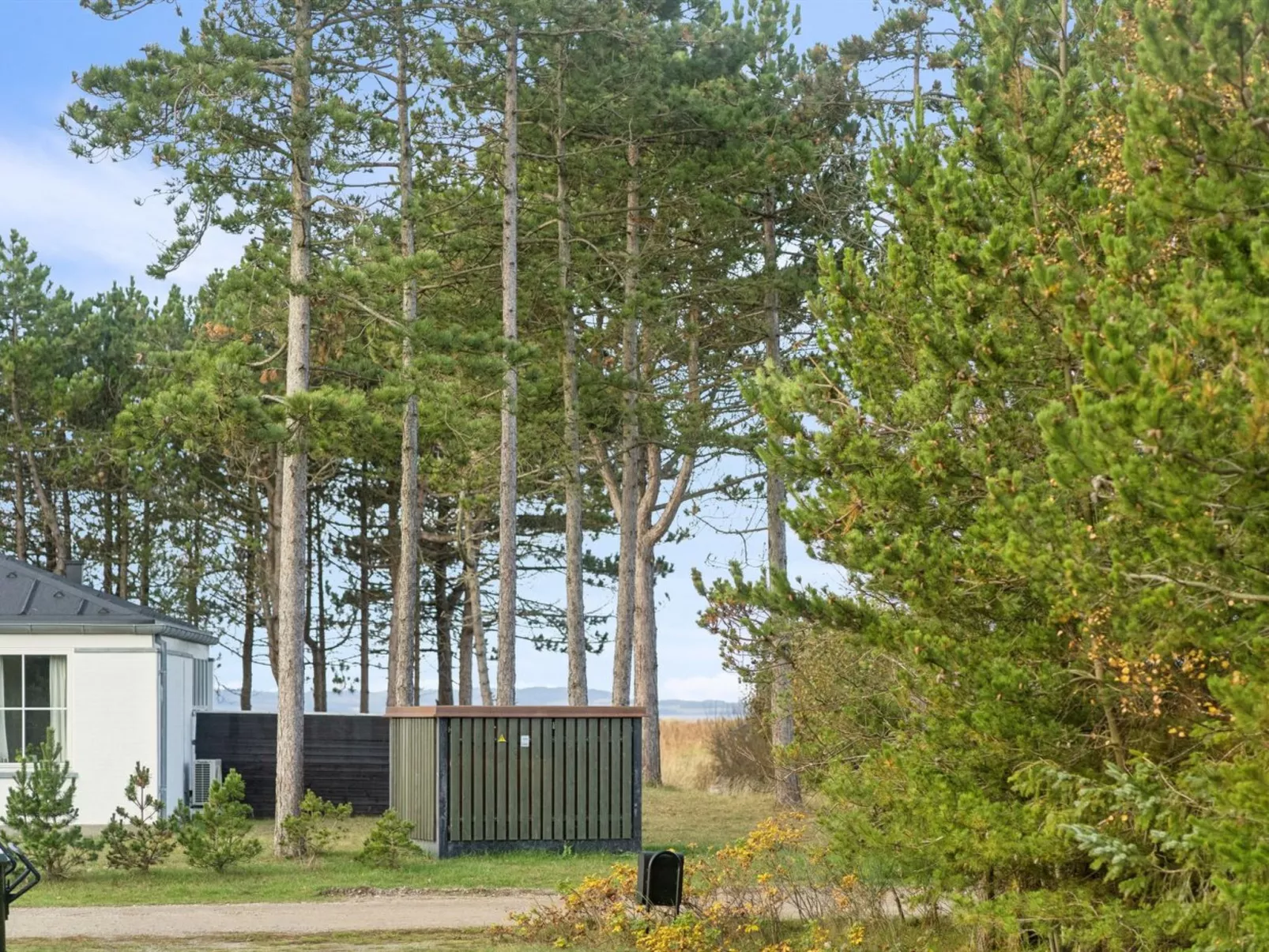 "Alvy" - 200m from the sea-Outside