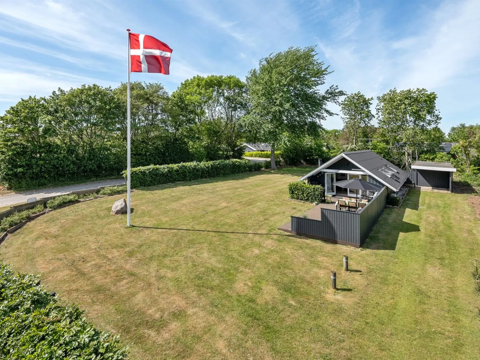 "Herbert" - 1km from the sea-Draußen