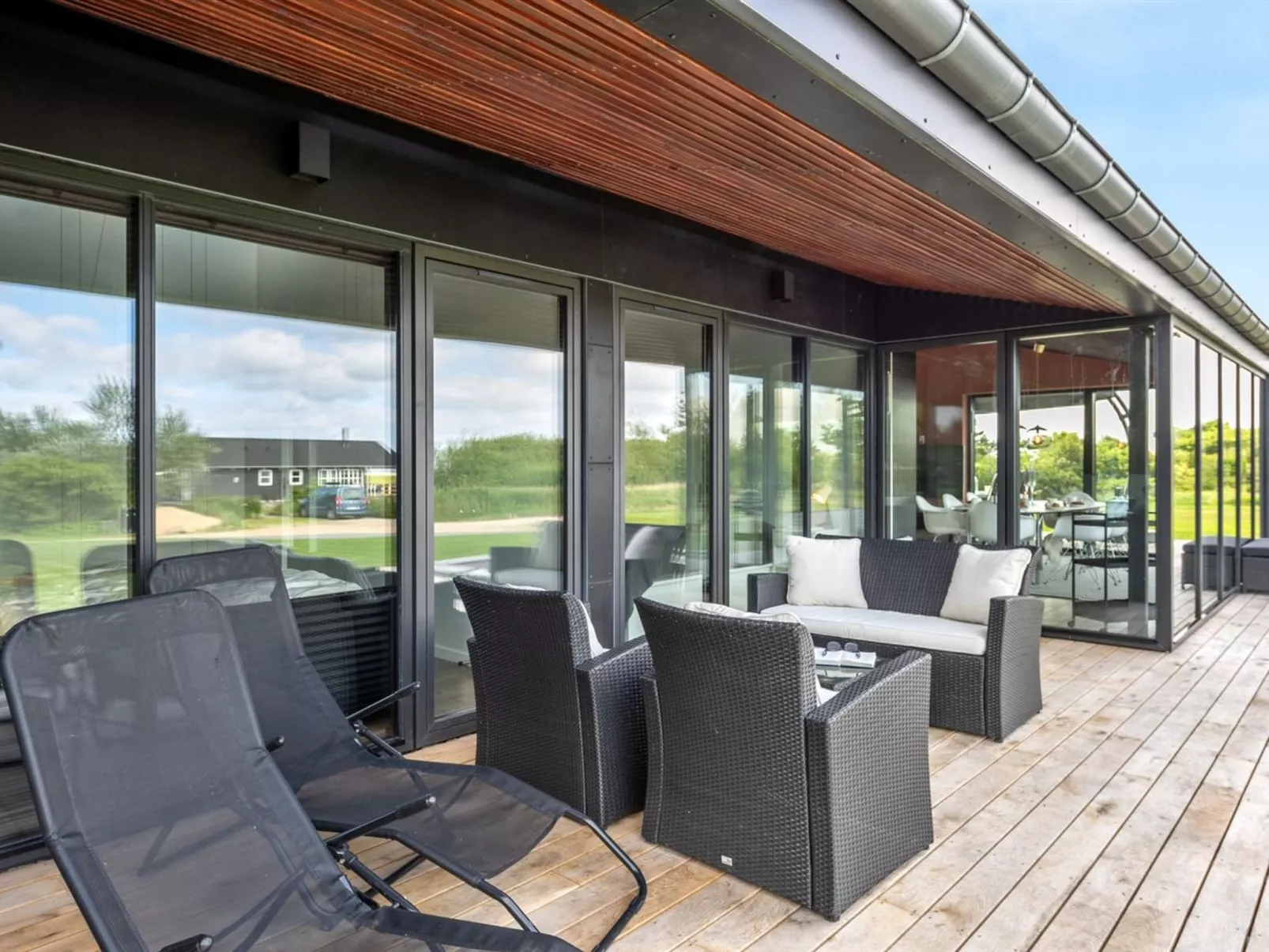 "Emilie" - 250m to the fjord-Draußen