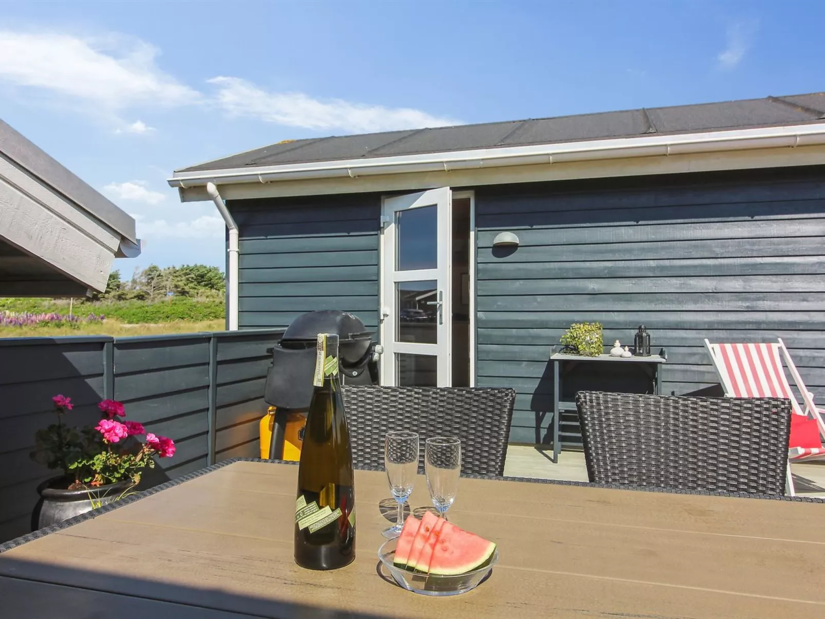 "Thomsen" - 475m from the sea-Draußen