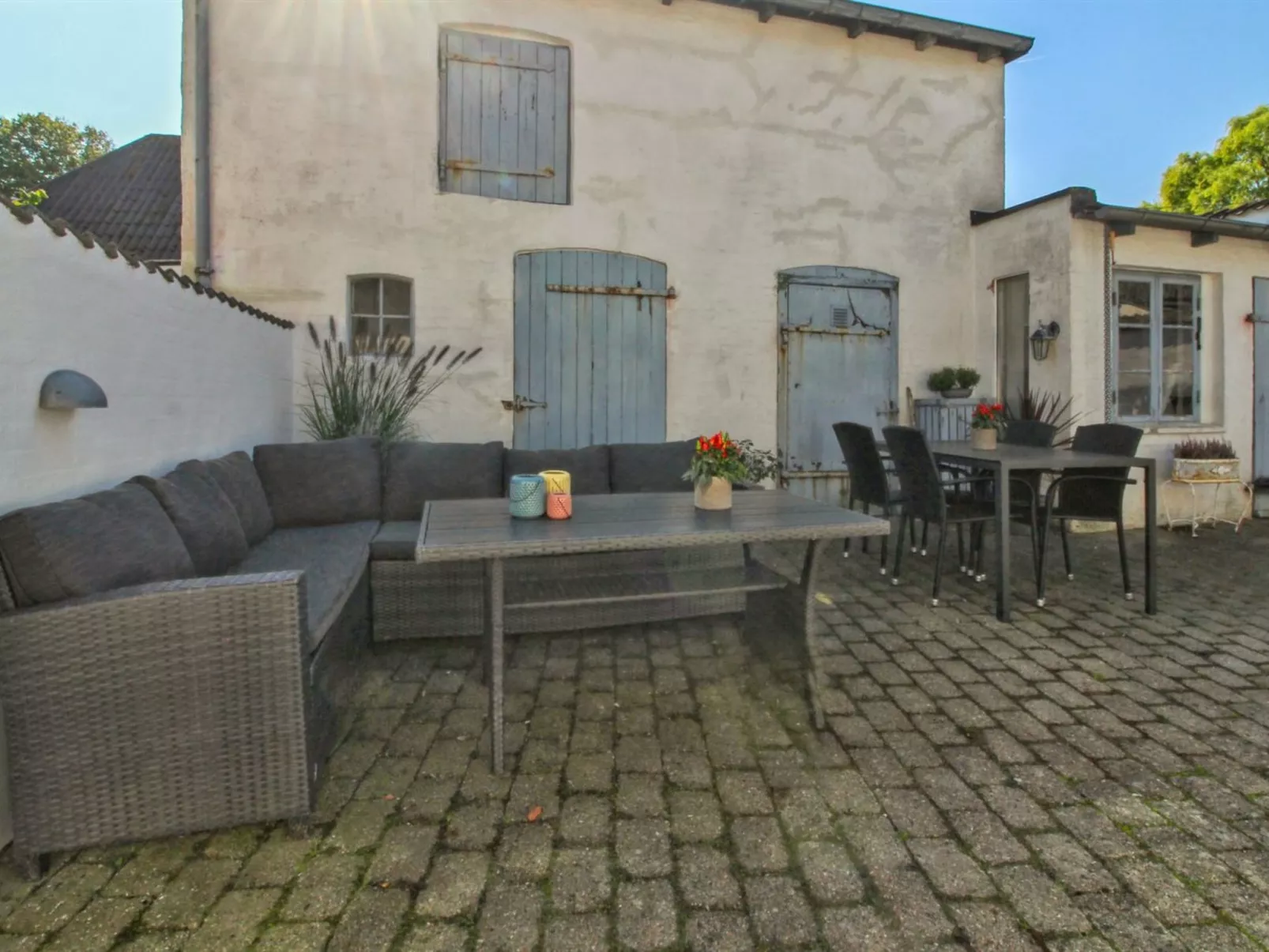 "Maelle" - 25km from the sea-Draußen