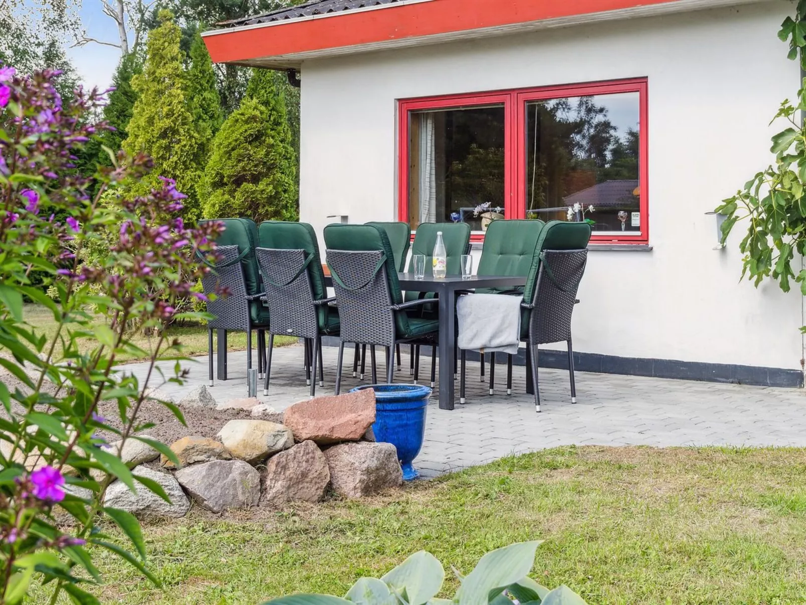 "Hakon" - 550m from the sea-Draußen