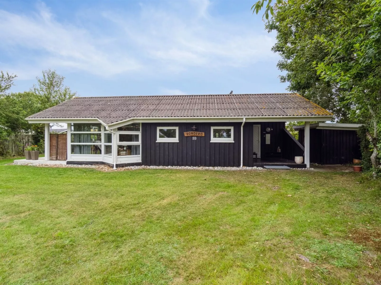 "Akseline" - 300m from the sea-Draußen