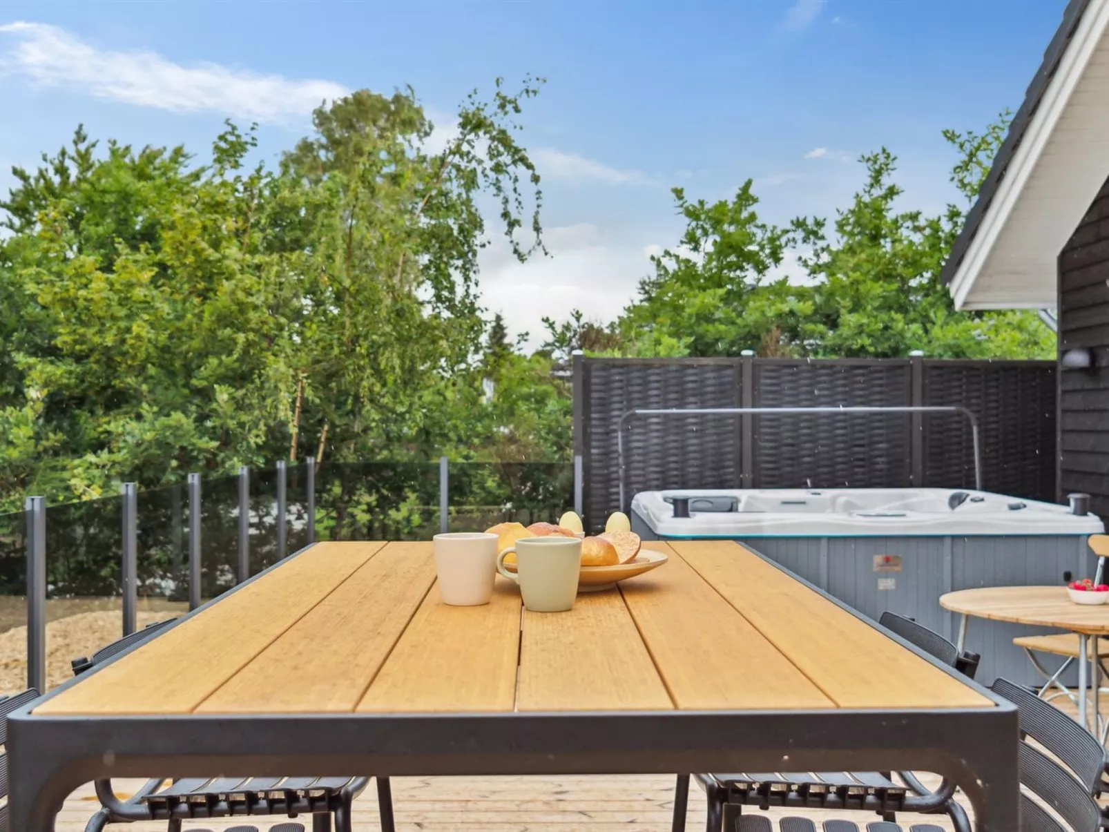 "Nona" - 150m from the sea-Draußen