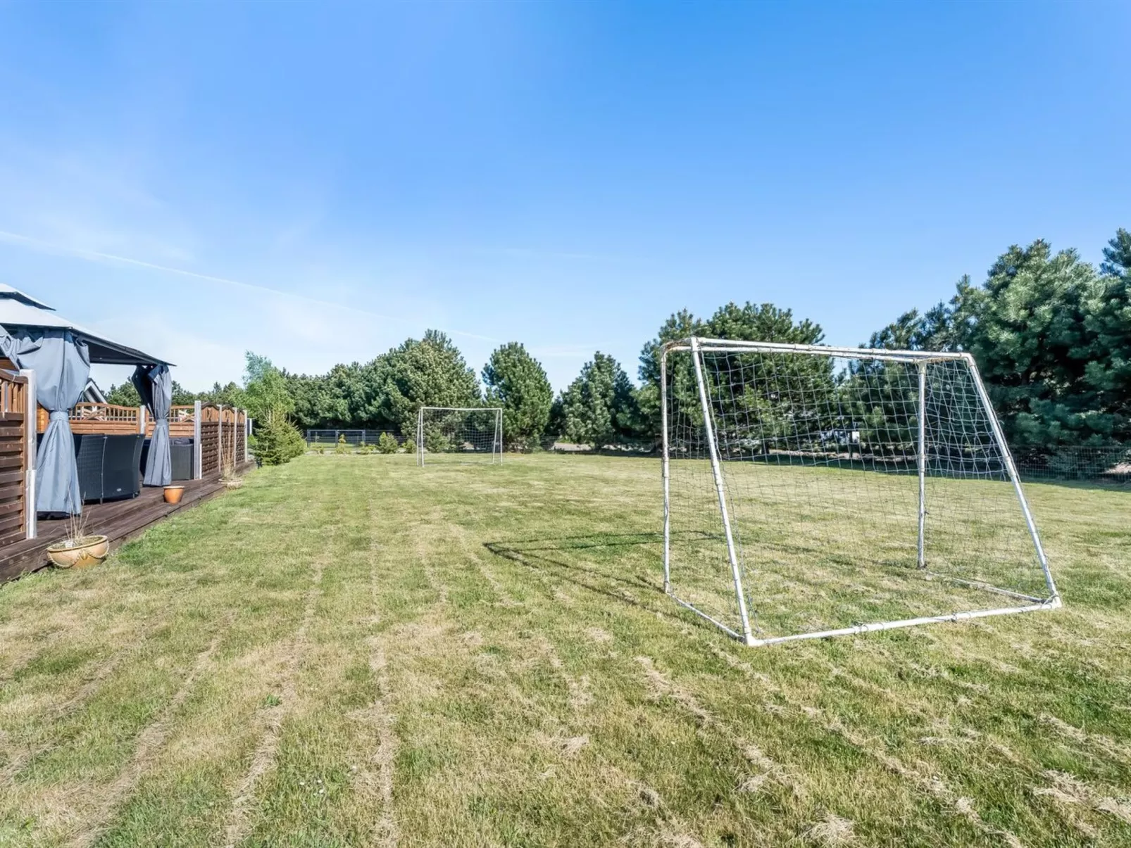 "Vicktoria" - 1.5km from the sea-Outside