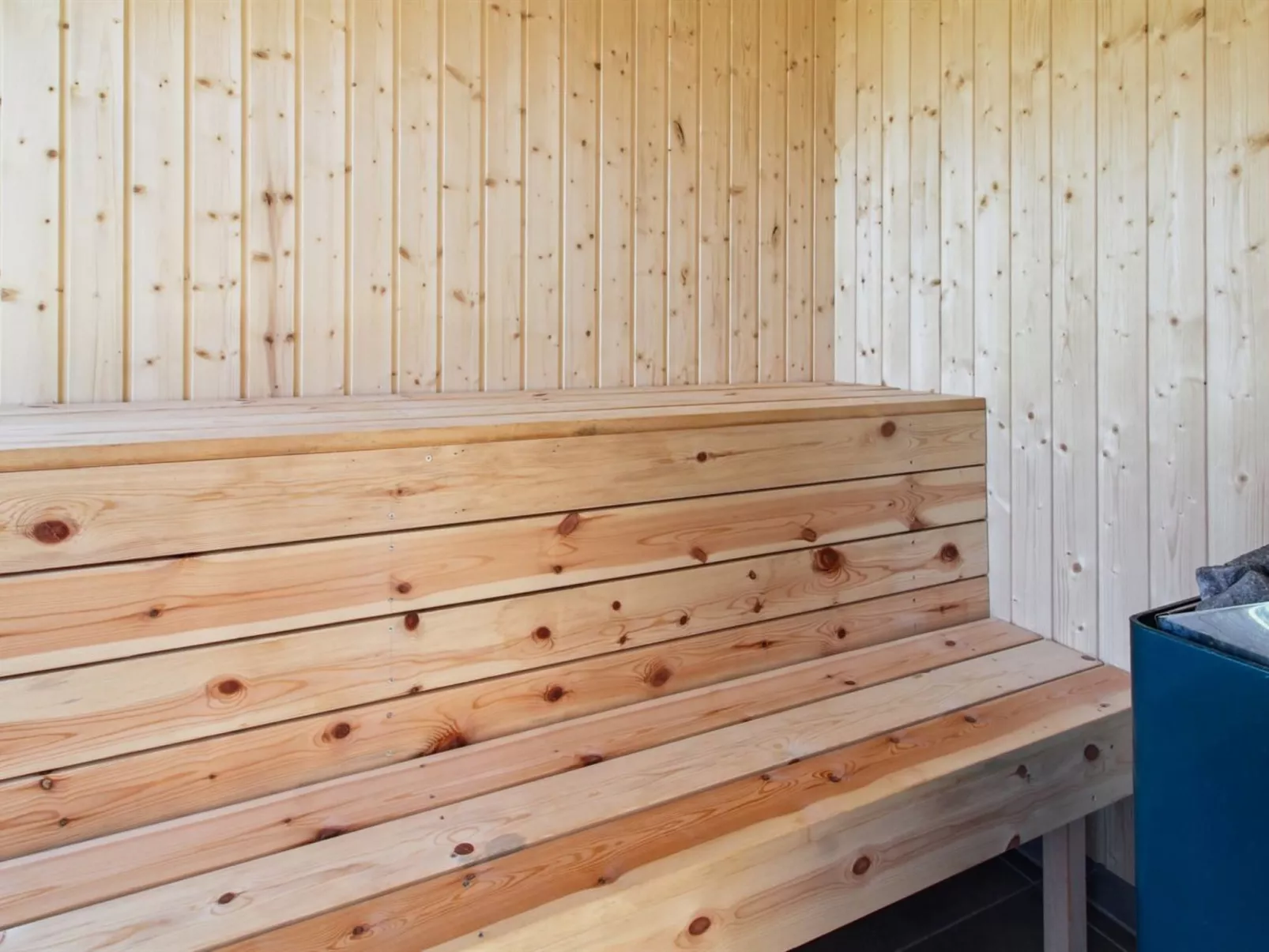 "Venild" - 1.9km from the sea-Drinnen