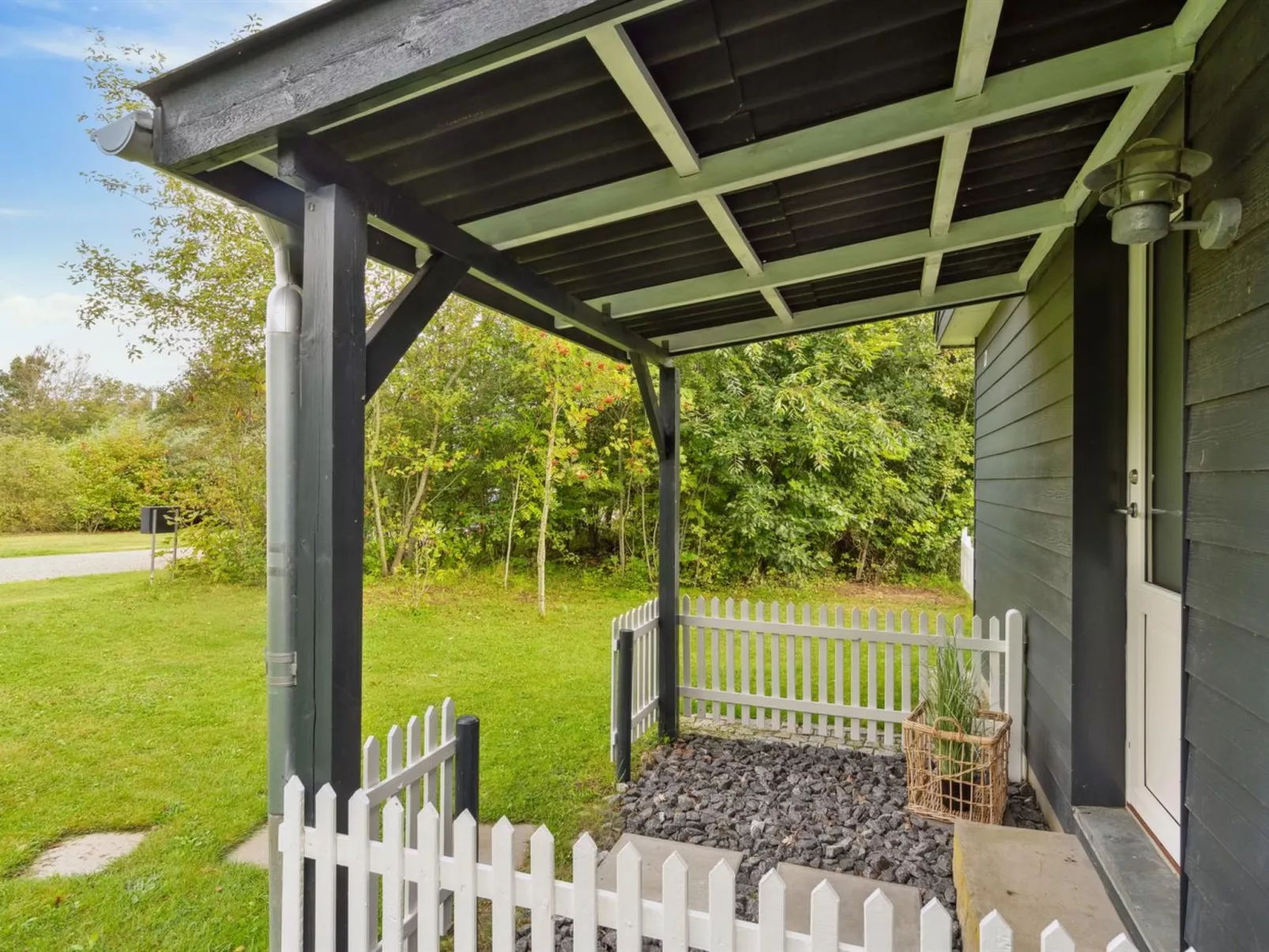 "Jobst" - 600m to the fjord-Outside