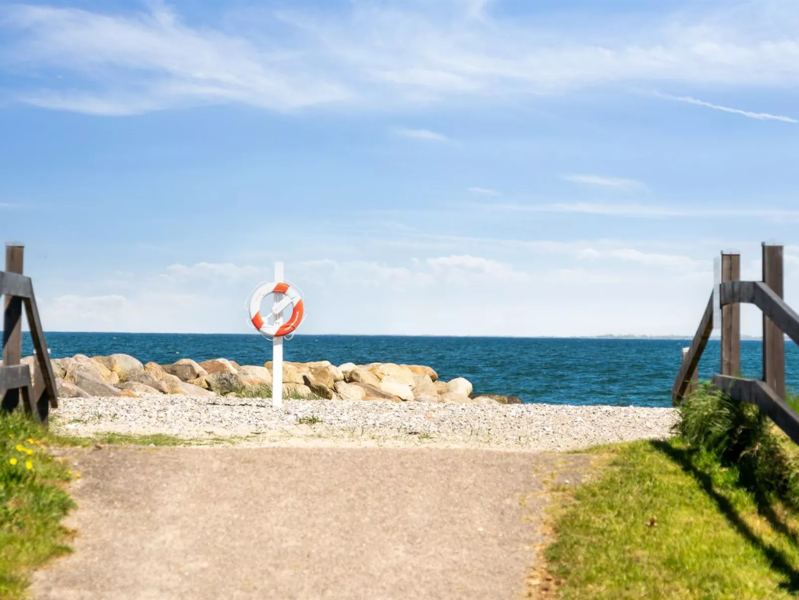 "Elisabeta" - 60m from the sea-Outside