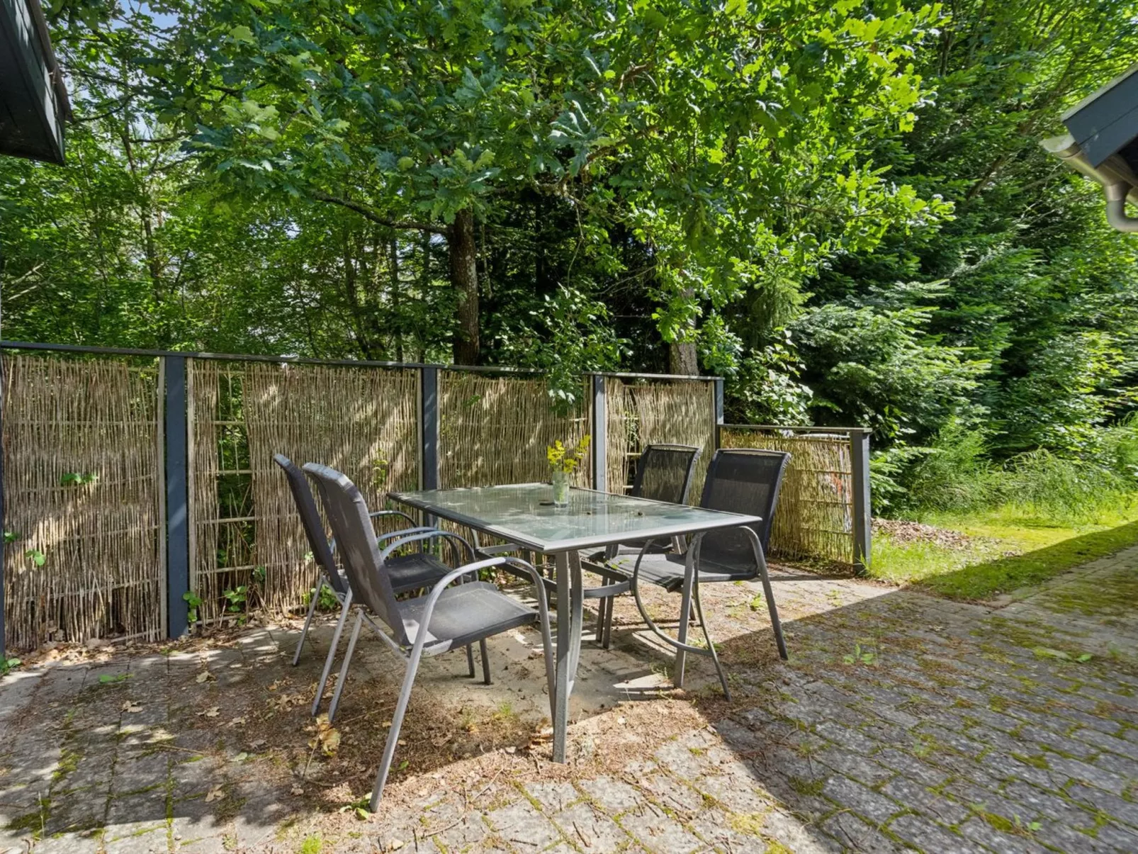 "Ingebrit" - 7km from the sea-Outside