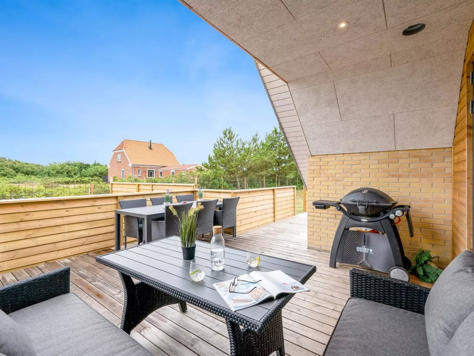 "Thorid" - 800m from the sea-Outside