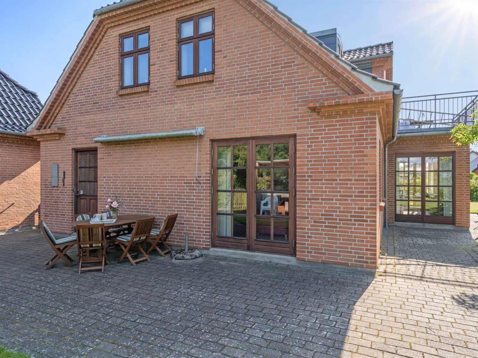 "Iarund" - 500m to the fjord-Outside