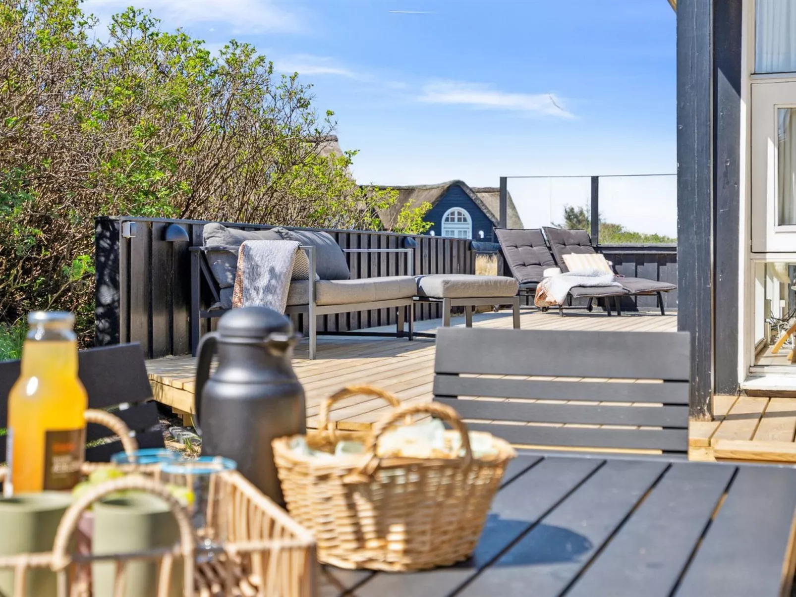 "Dijana" - 150m from the sea-Draußen